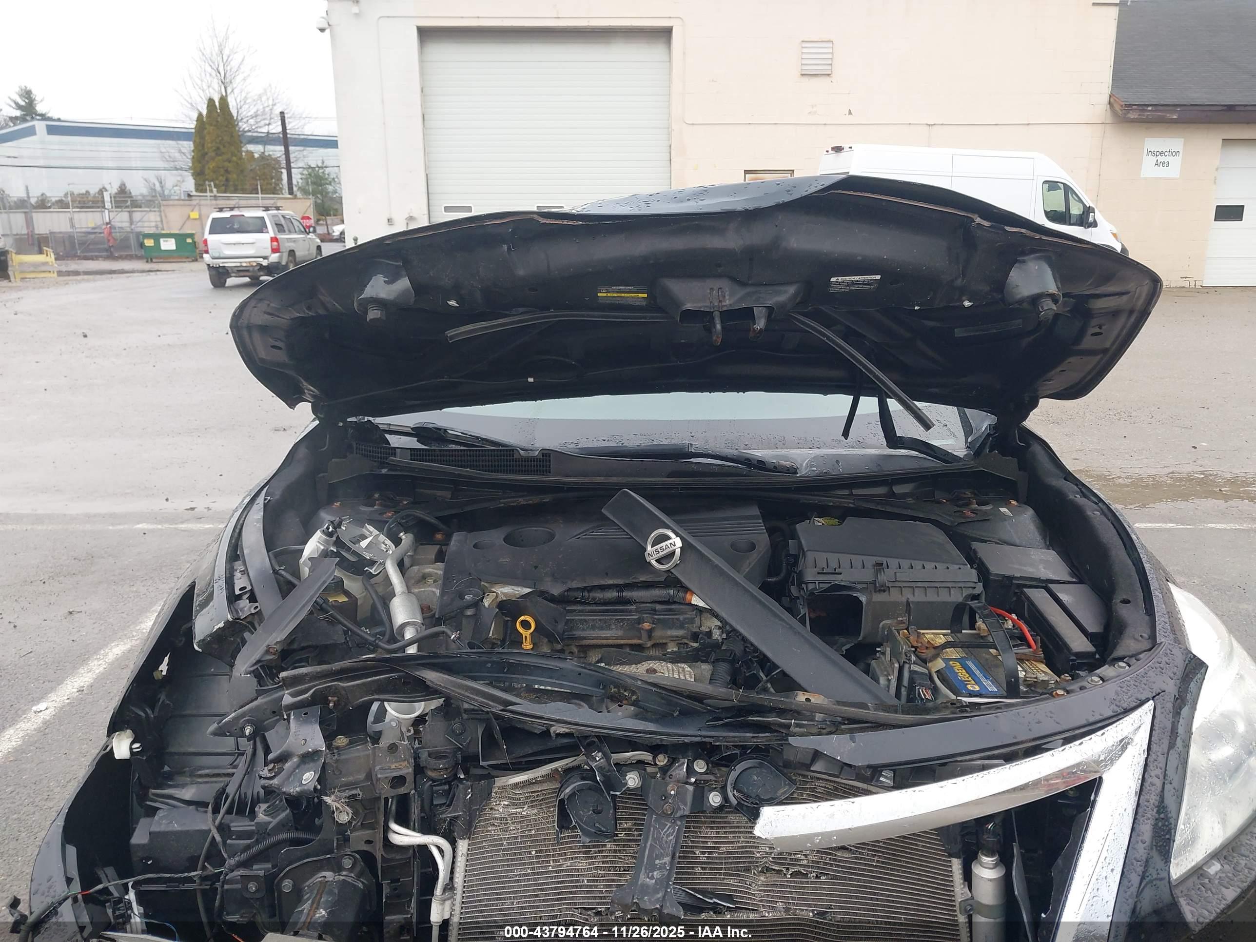 NISSAN ALTIMA image 10