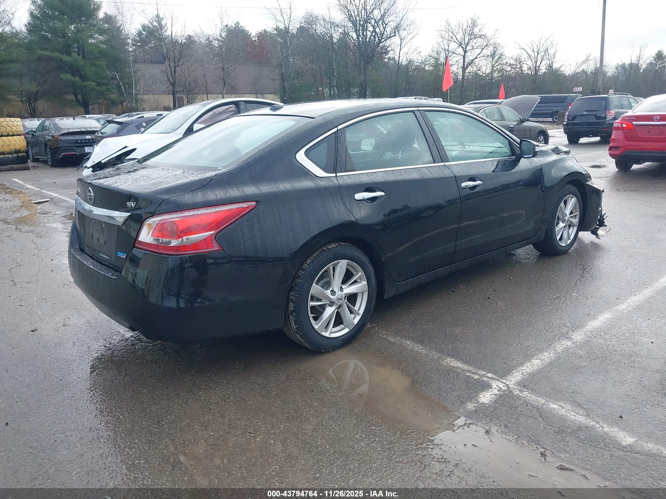 NISSAN ALTIMA image 4
