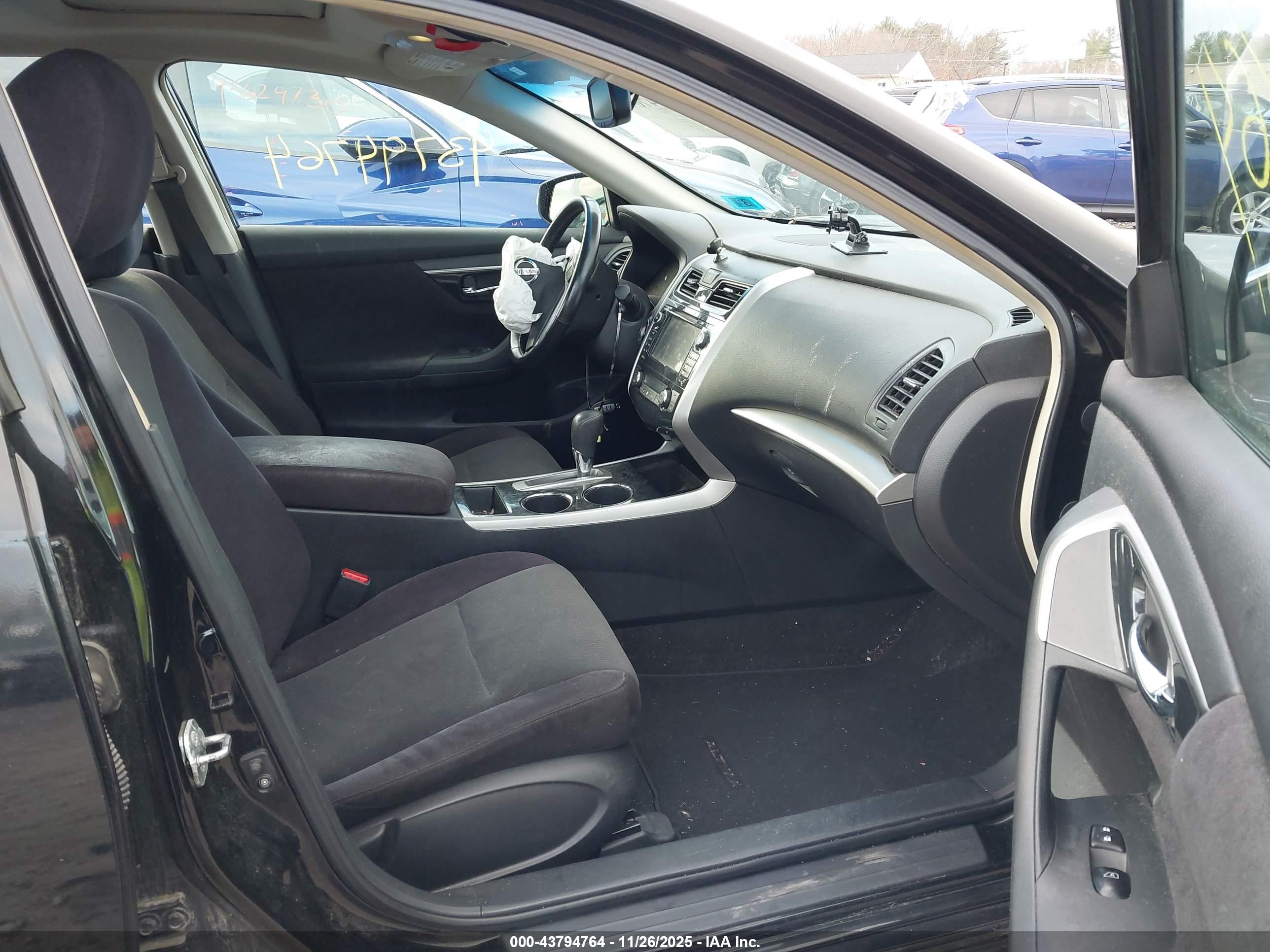 NISSAN ALTIMA image 5