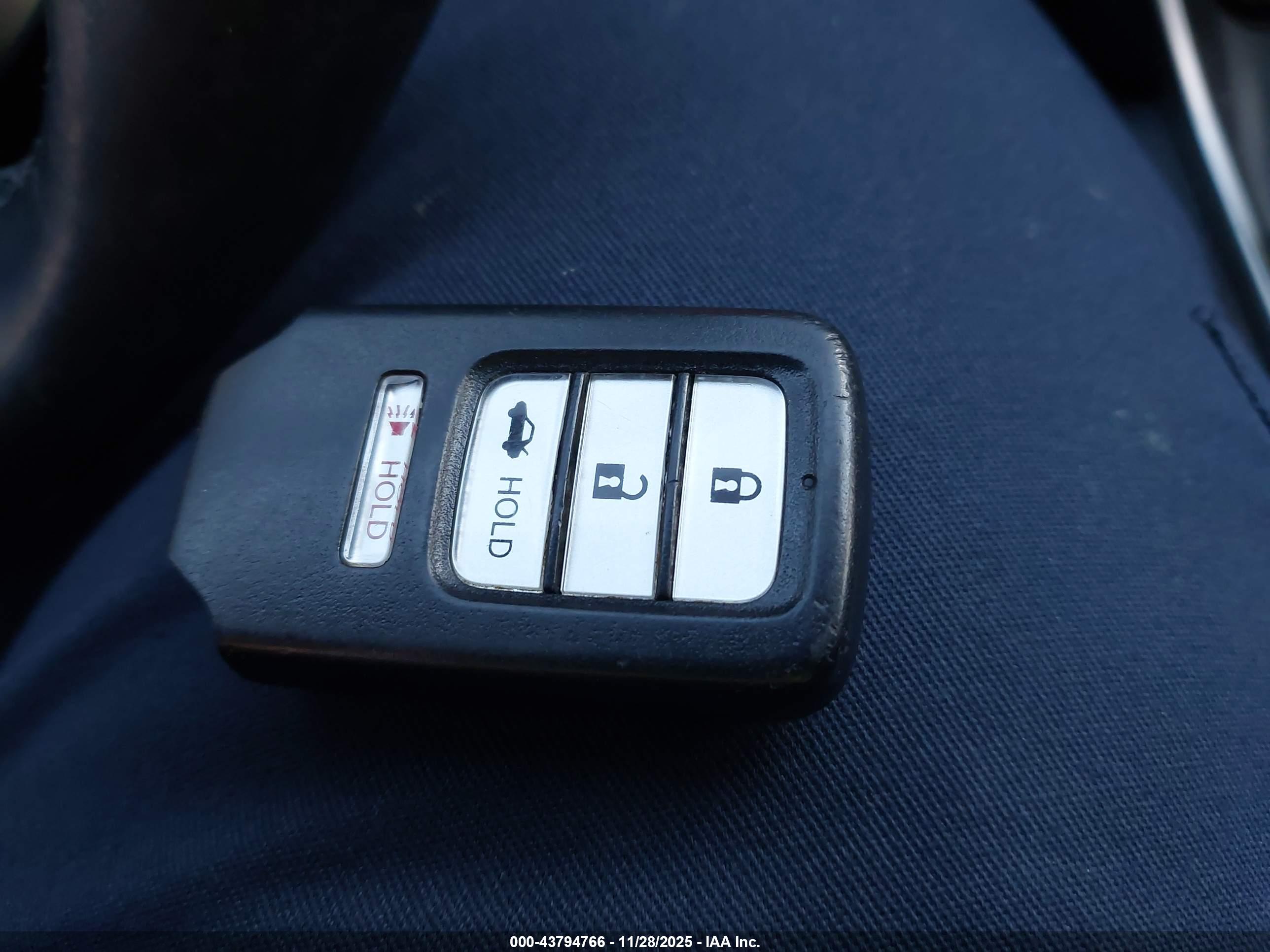 HONDA ACCORD image 11