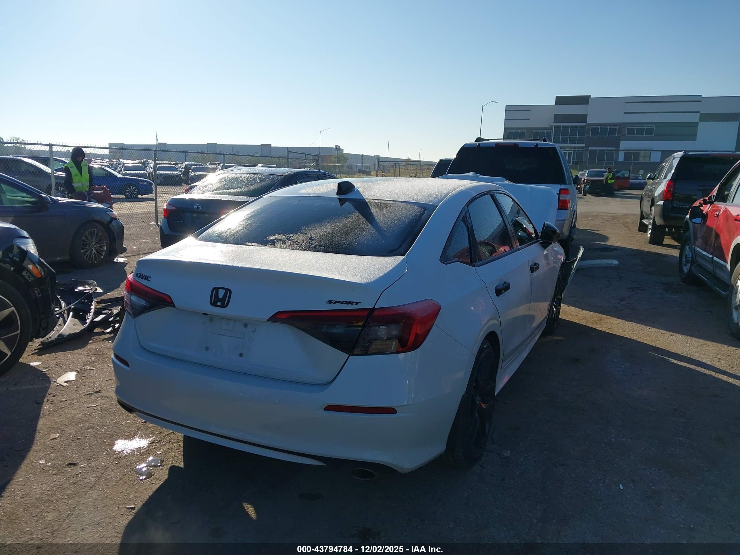 HONDA CIVIC image 4