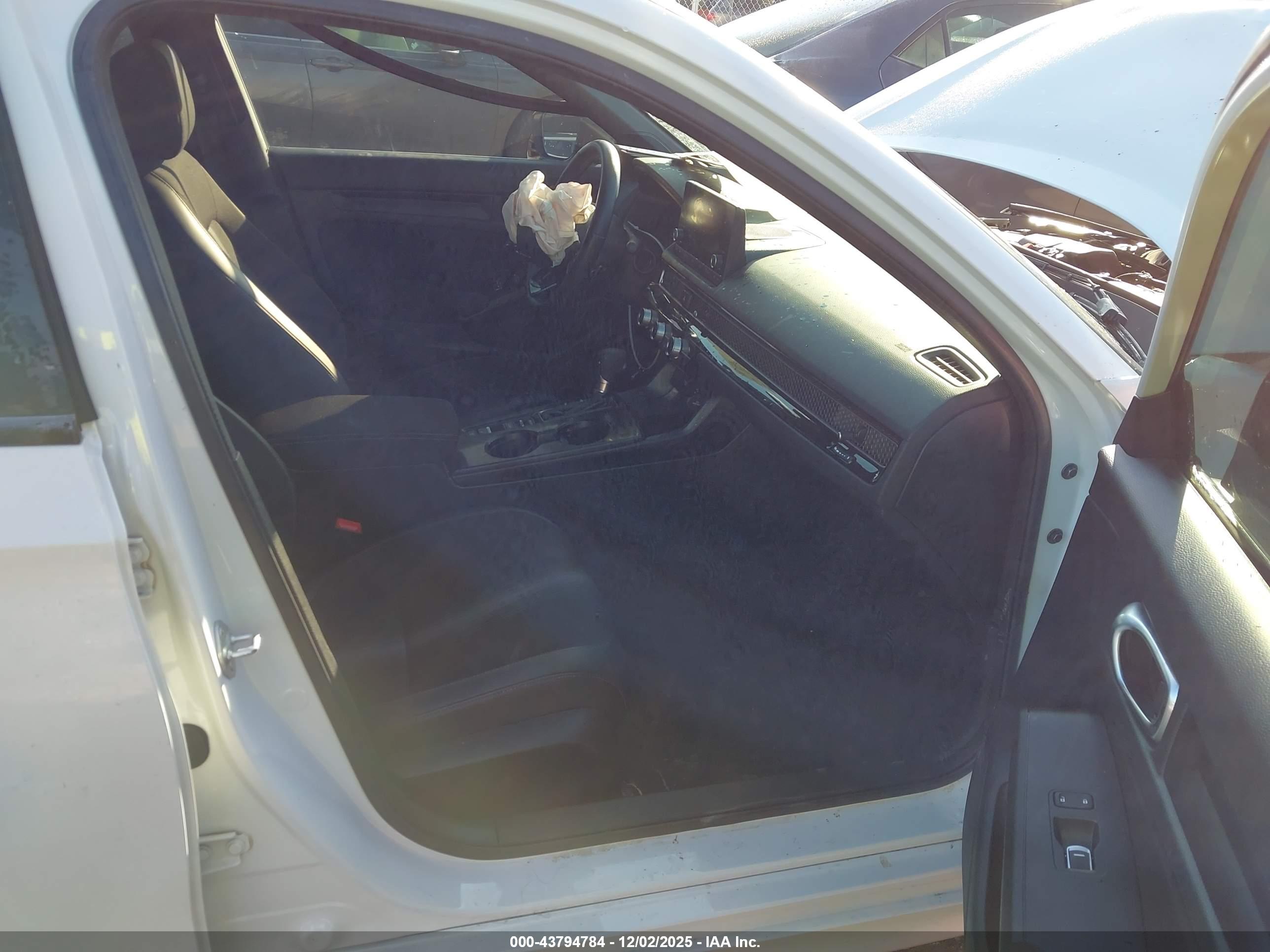 HONDA CIVIC image 5