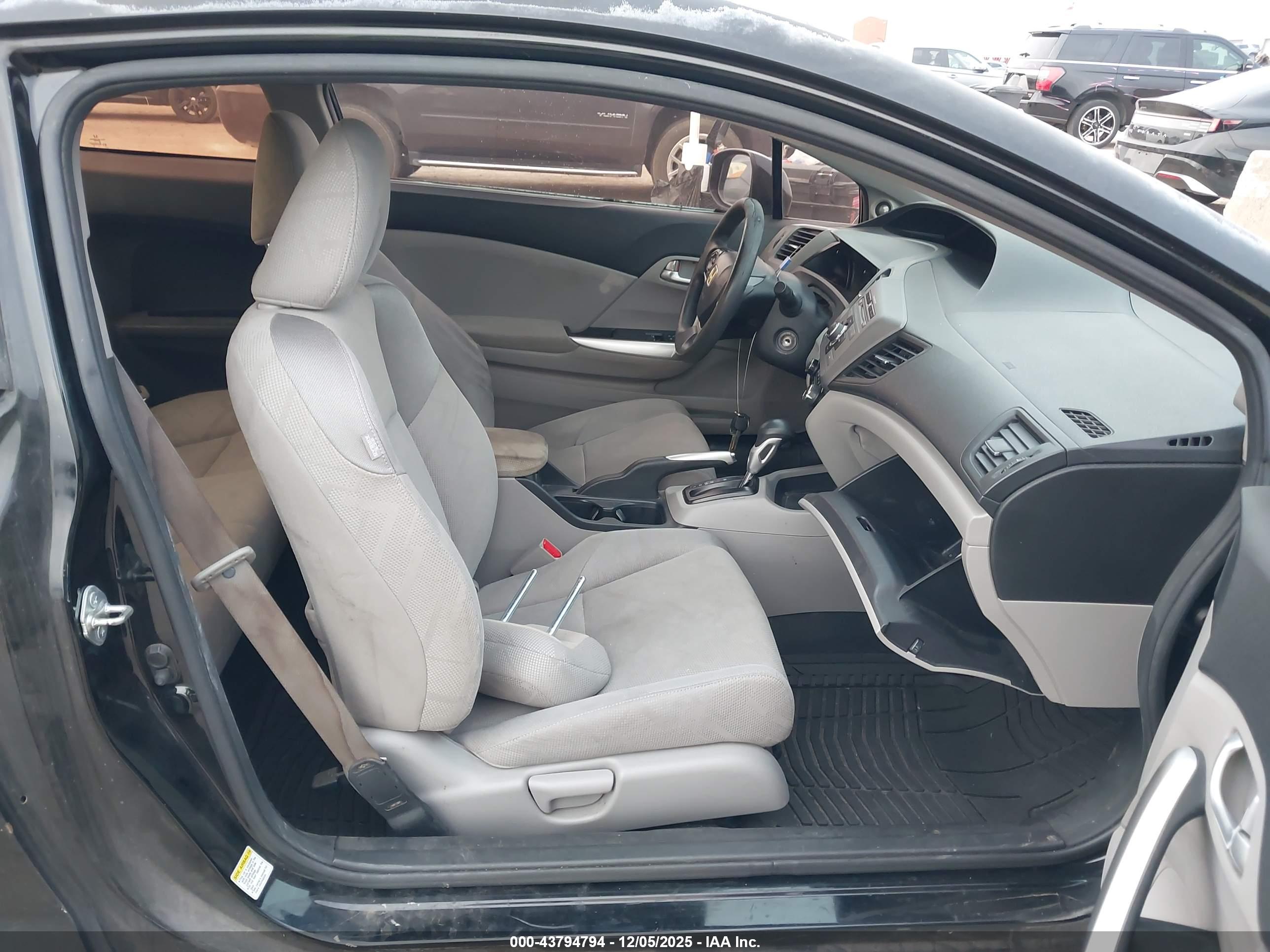 HONDA CIVIC image 5