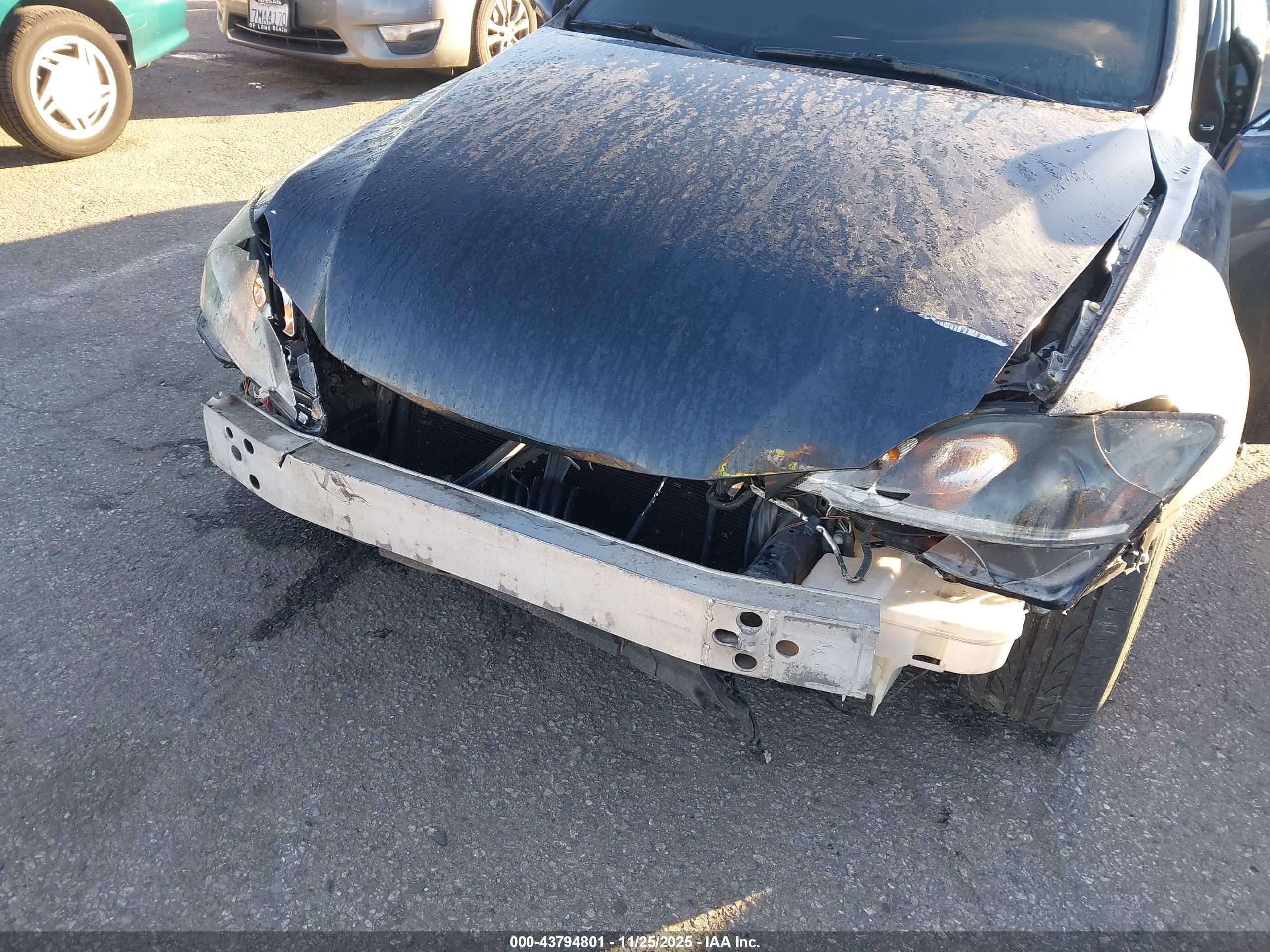 LEXUS IS image 6