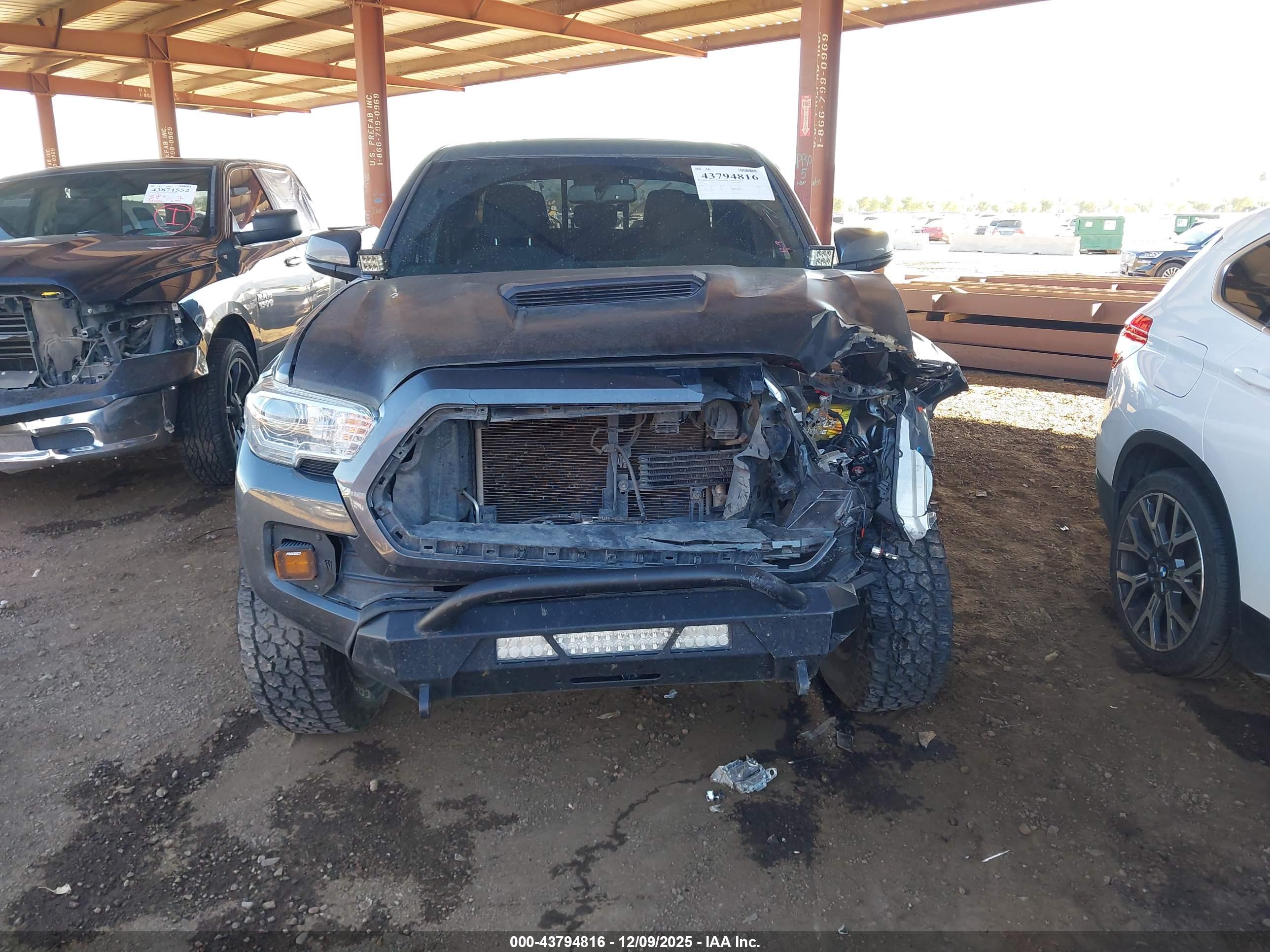 TOYOTA TACOMA image 6