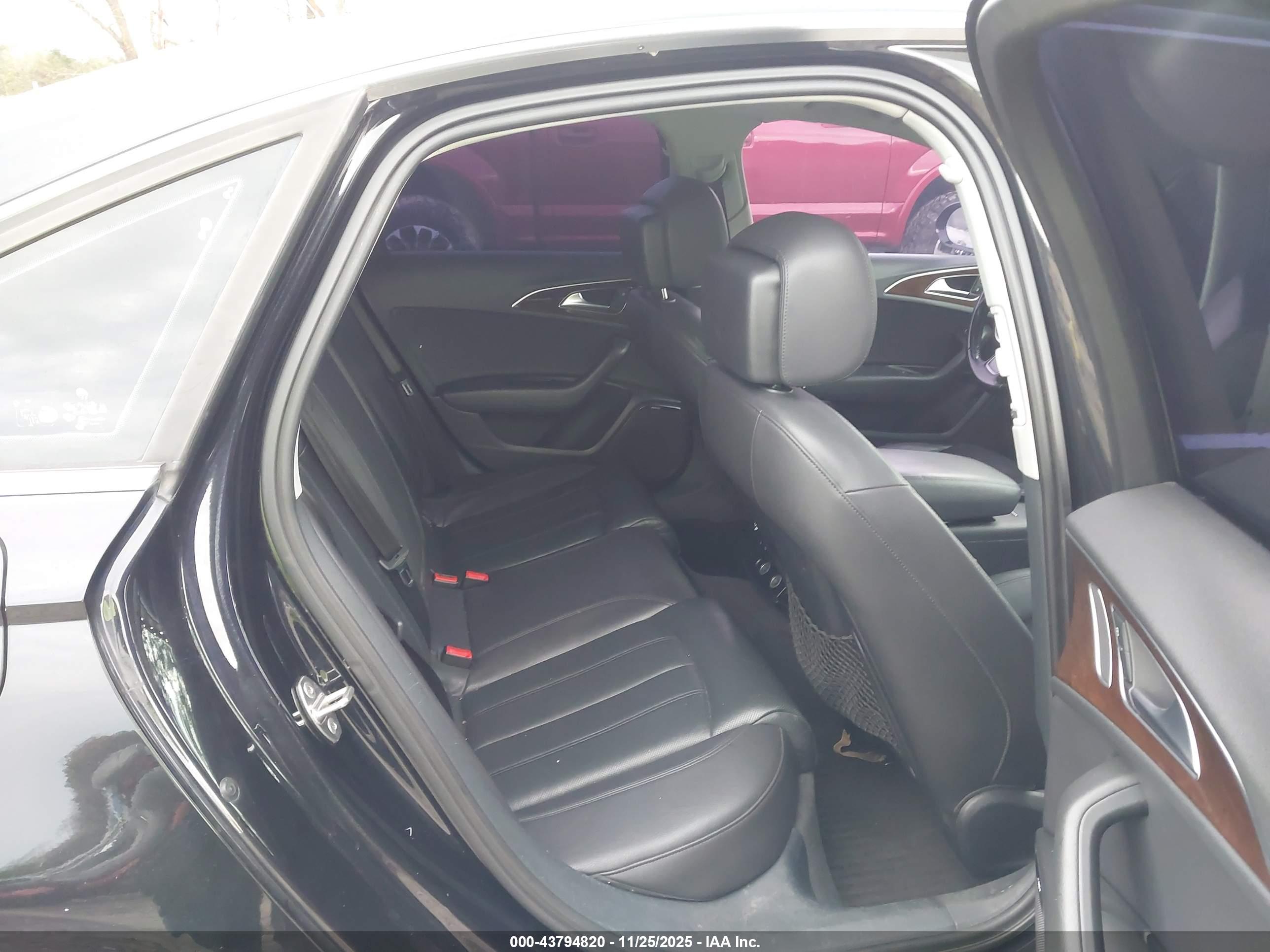 AUDI A6 image 8