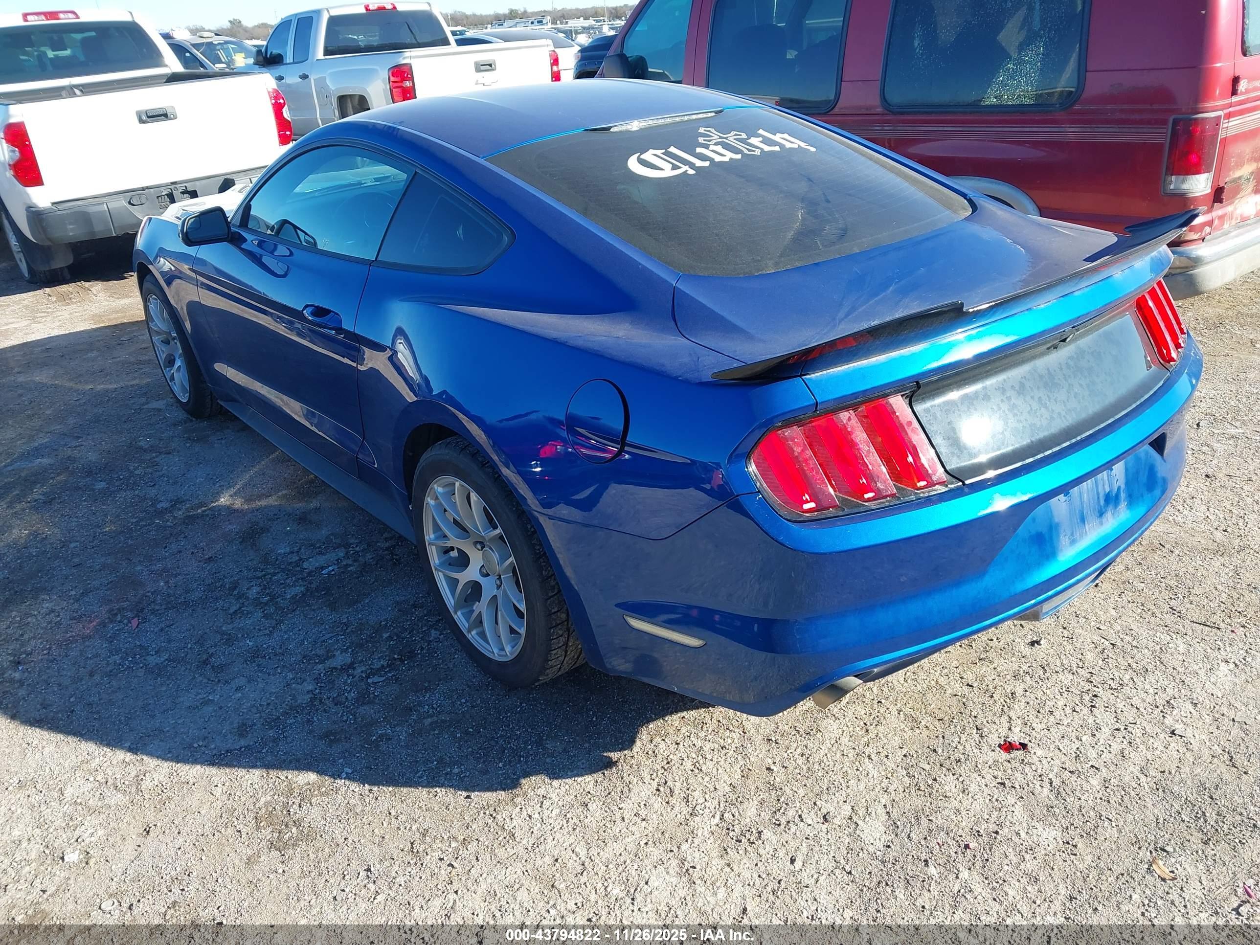 FORD MUSTANG image 3