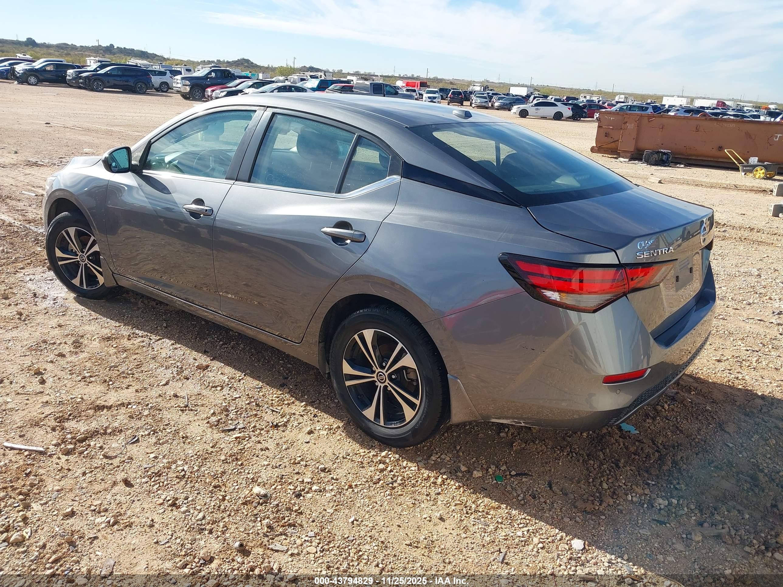 NISSAN SENTRA image 3