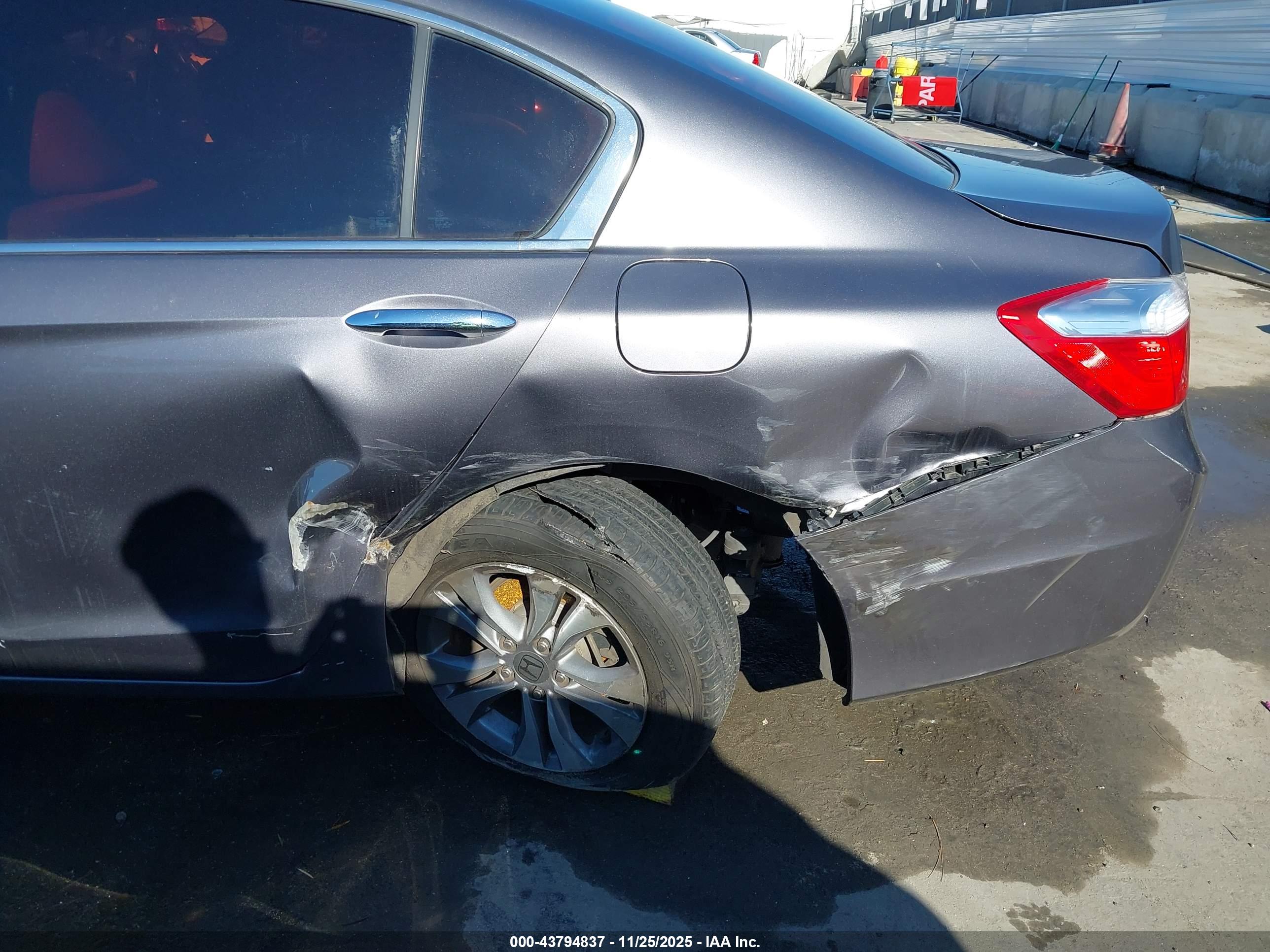 HONDA ACCORD image 6