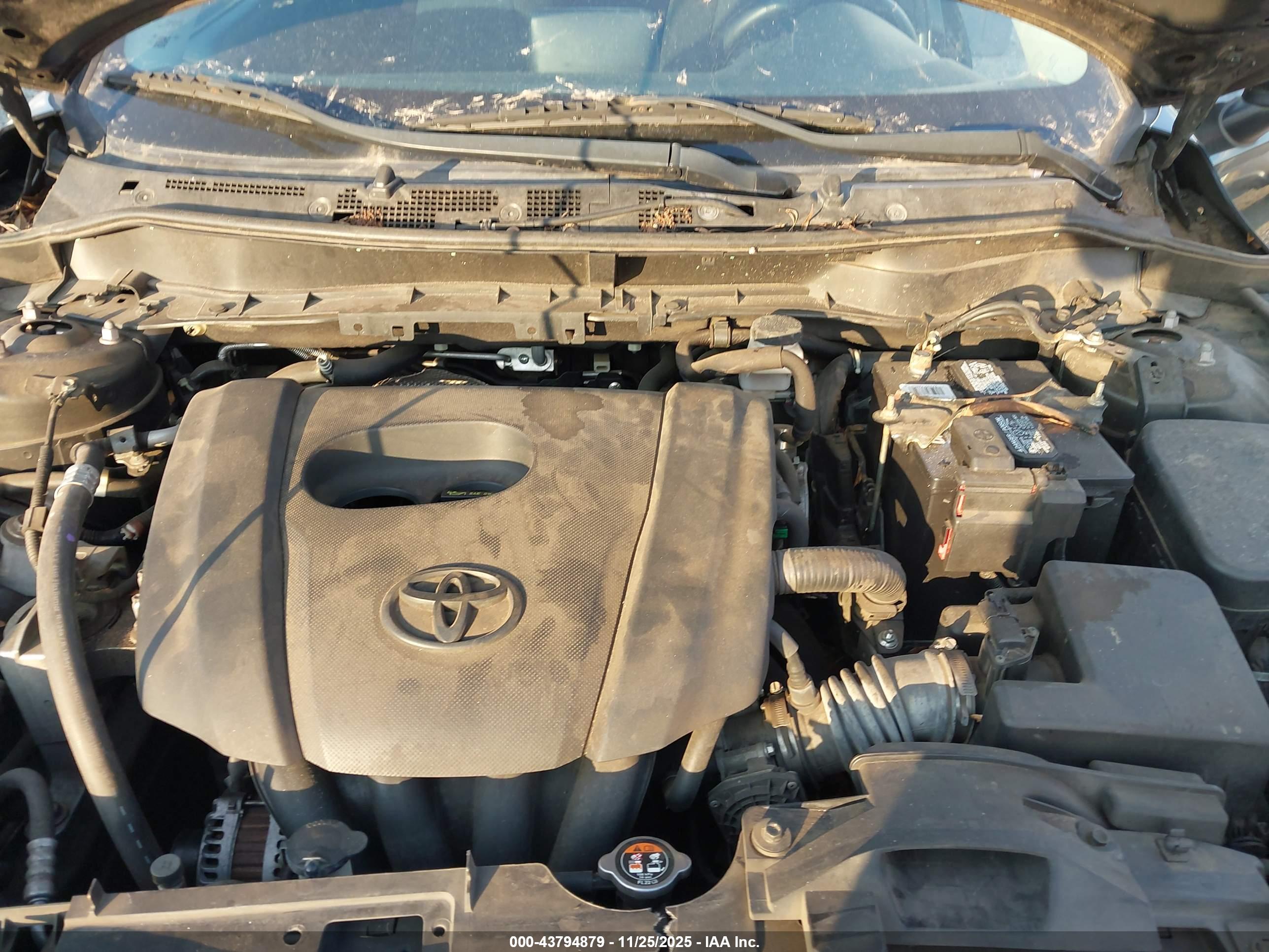 TOYOTA YARIS image 10