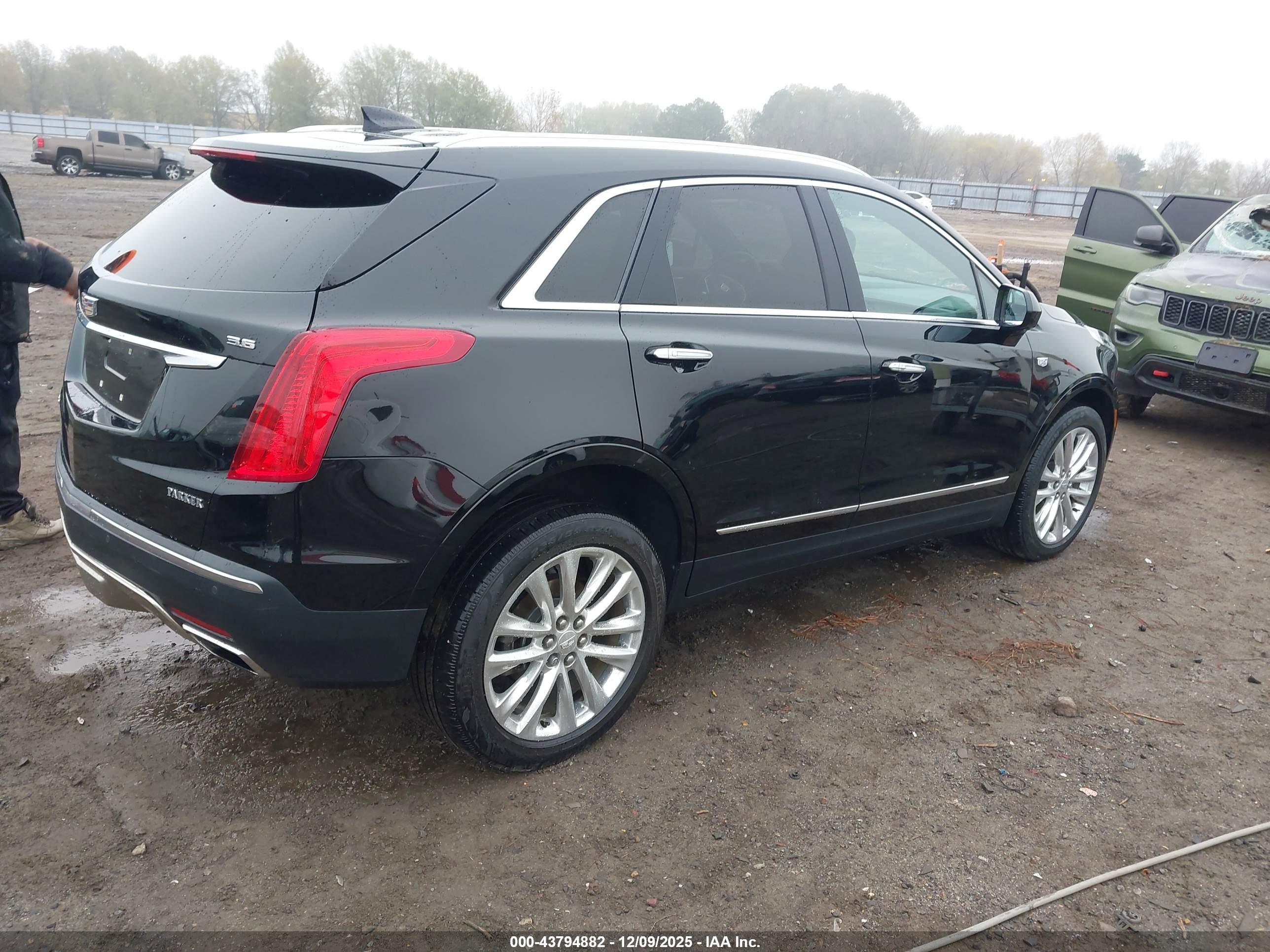 CADILLAC XT5 image 4