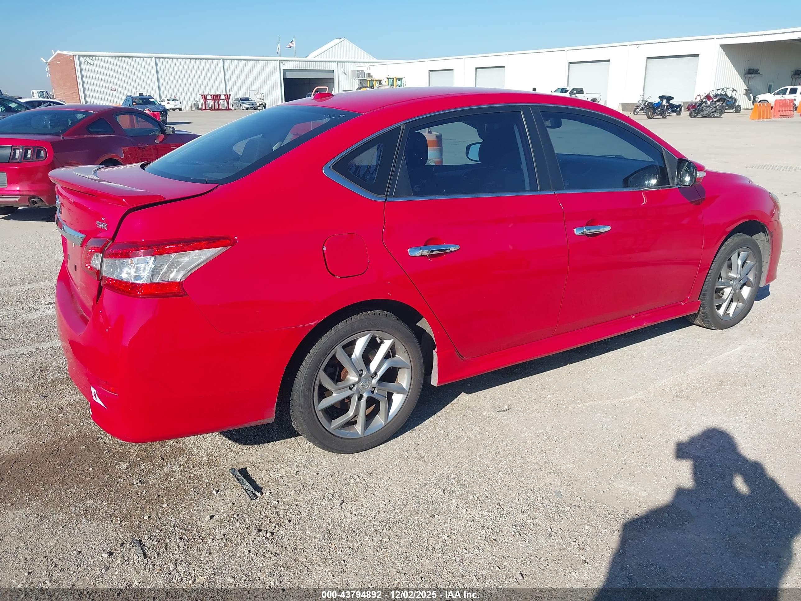 NISSAN SENTRA image 4