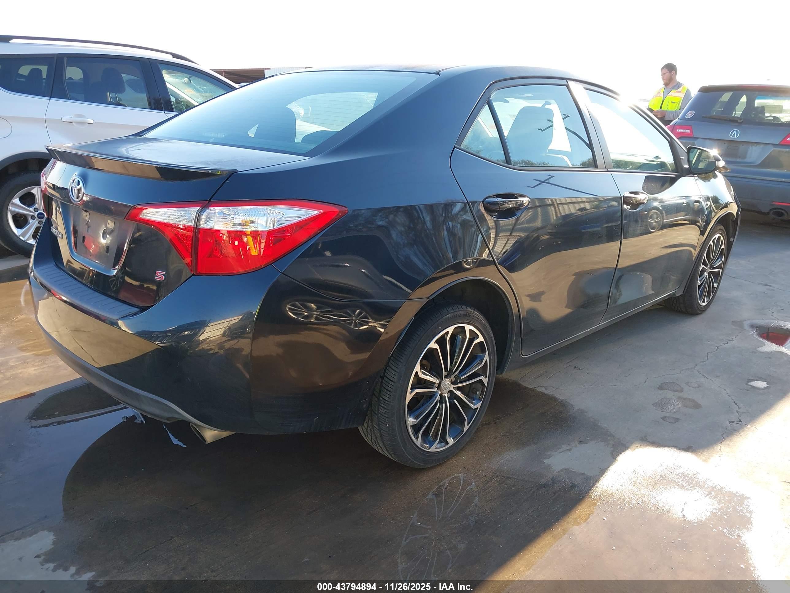TOYOTA COROLLA image 4