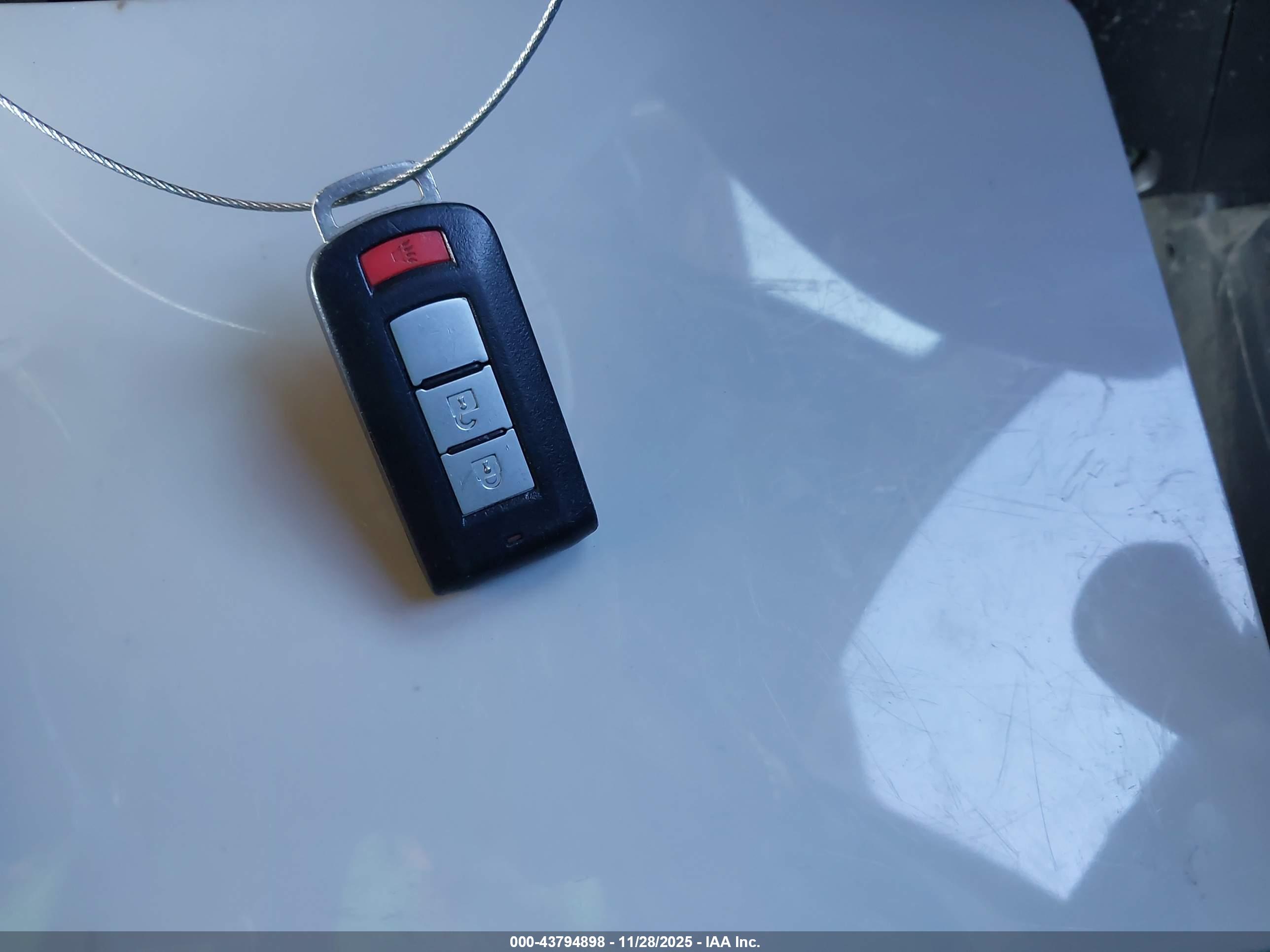 MITSUBISHI MIRAGE image 11