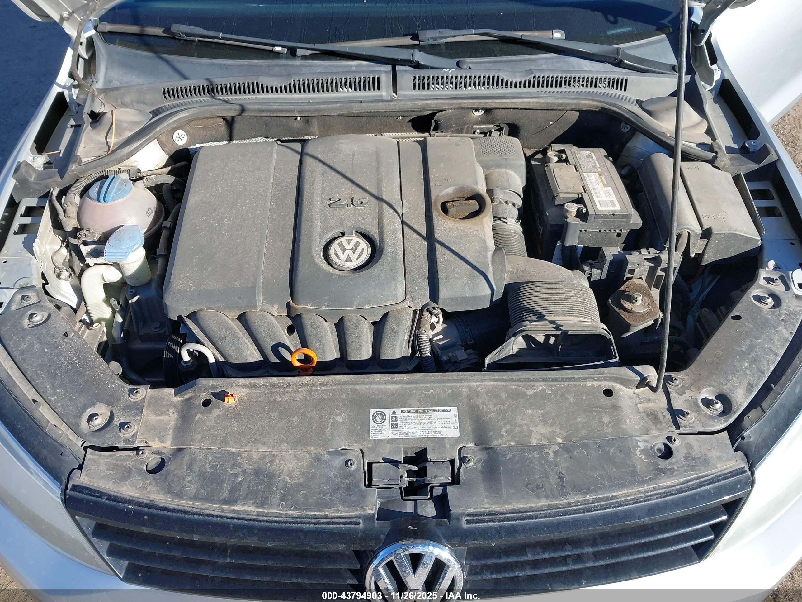 VOLKSWAGEN JETTA image 10