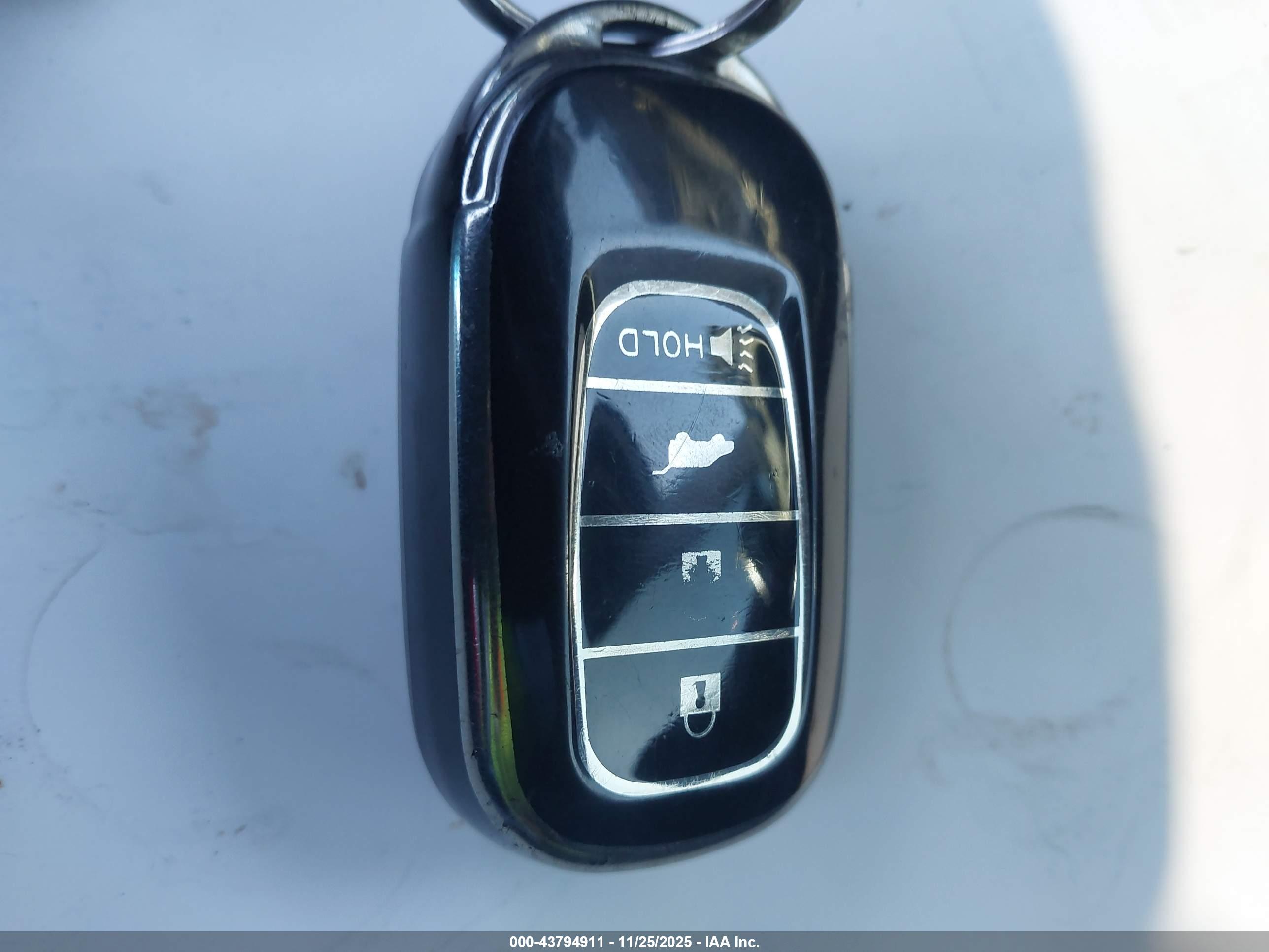 HONDA CR-V image 11