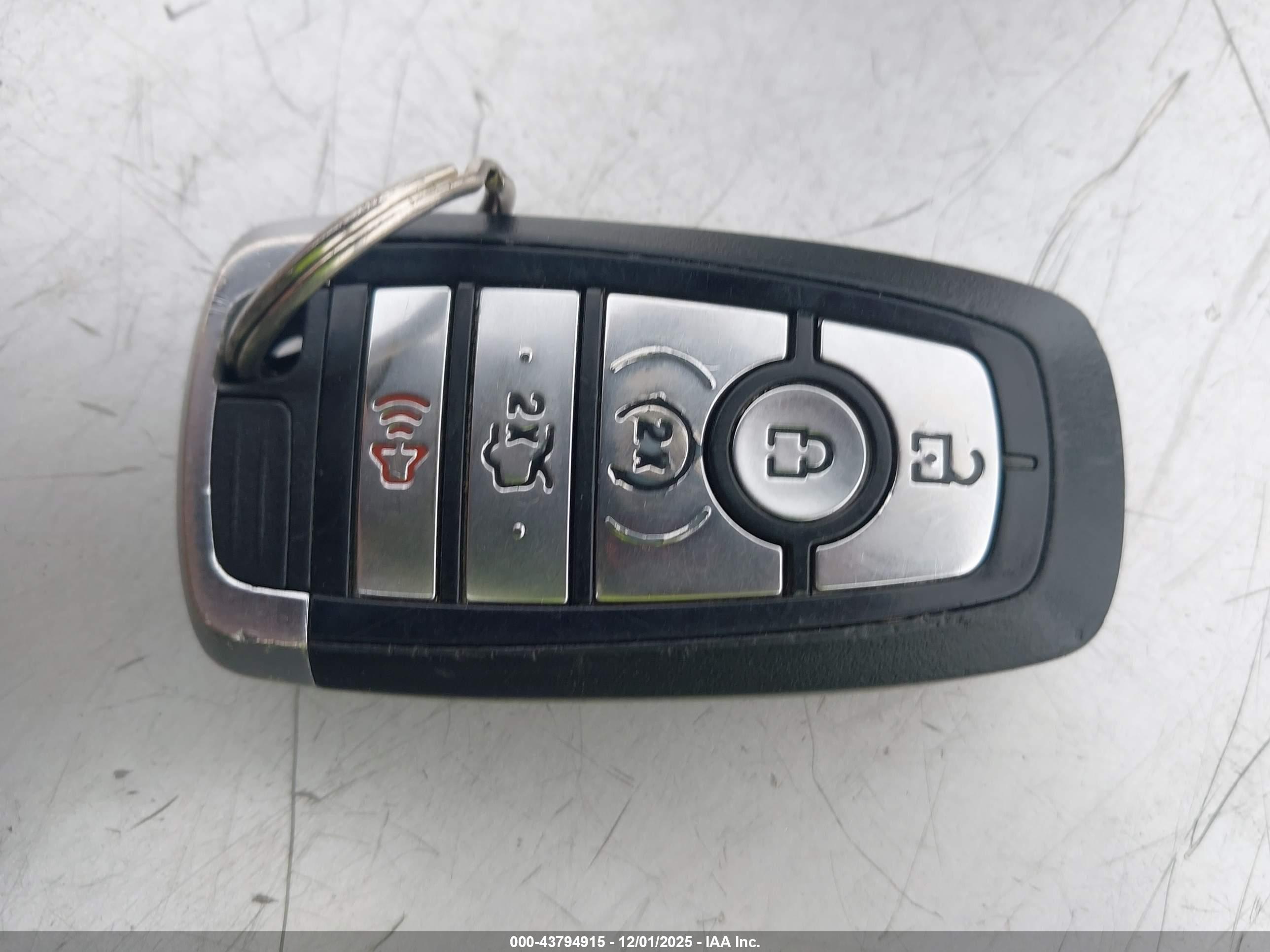 FORD MUSTANG image 11