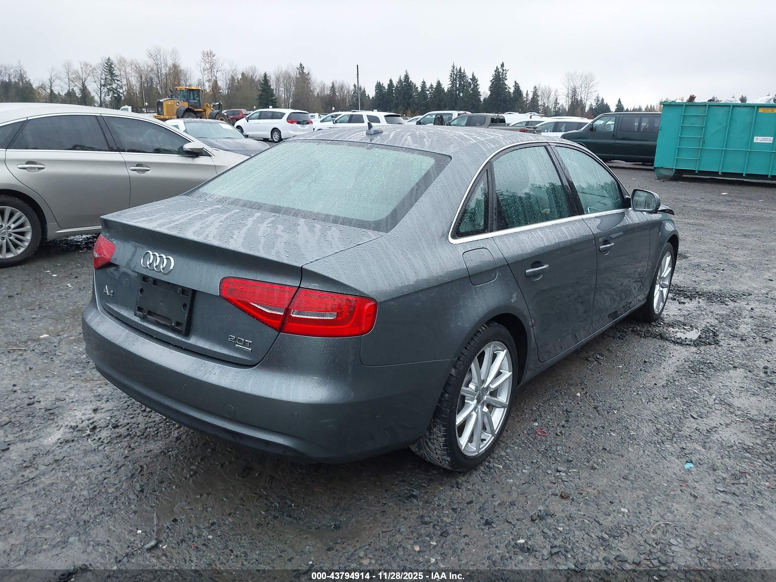 AUDI A4 image 4