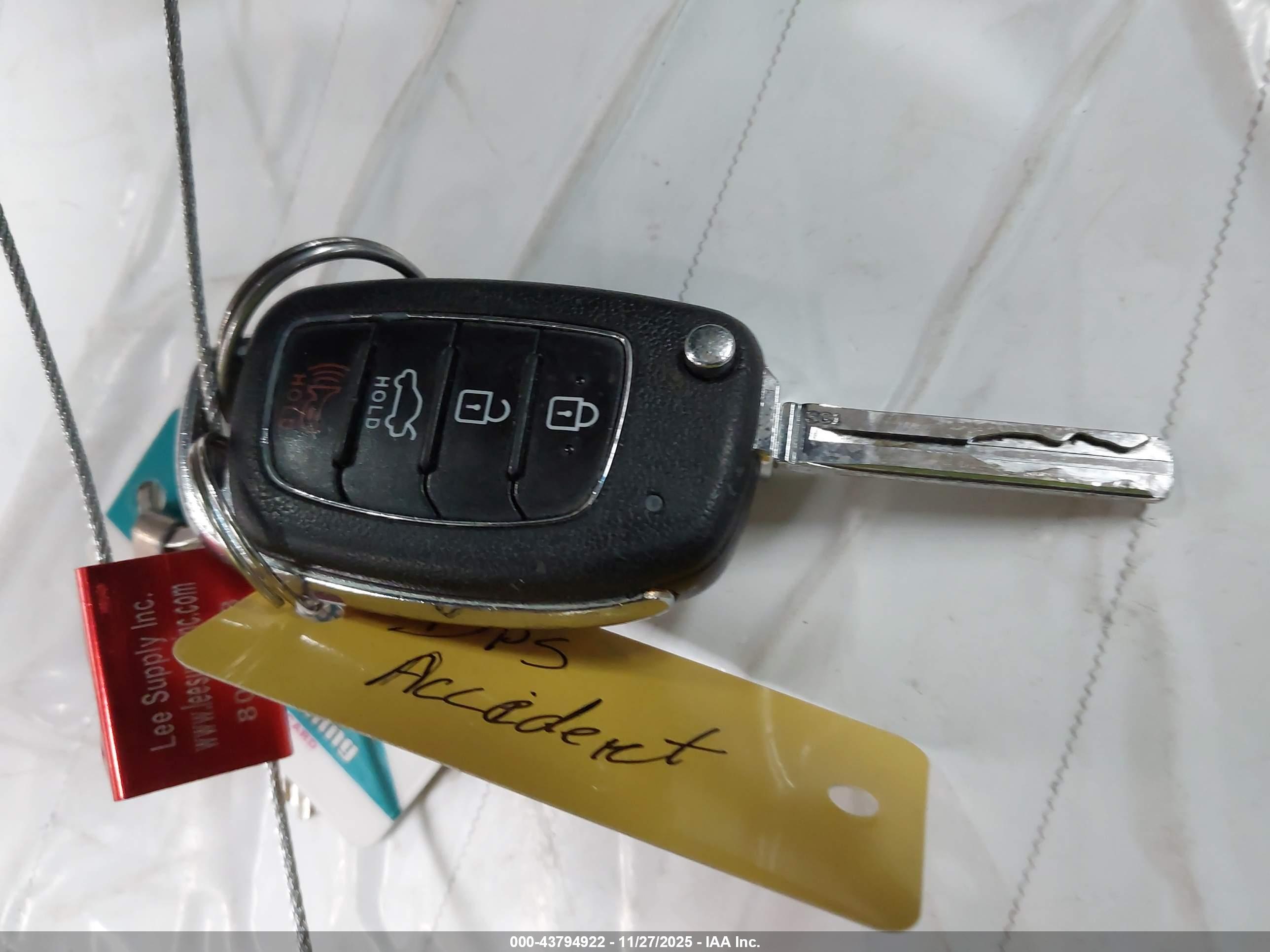 HYUNDAI SONATA image 11