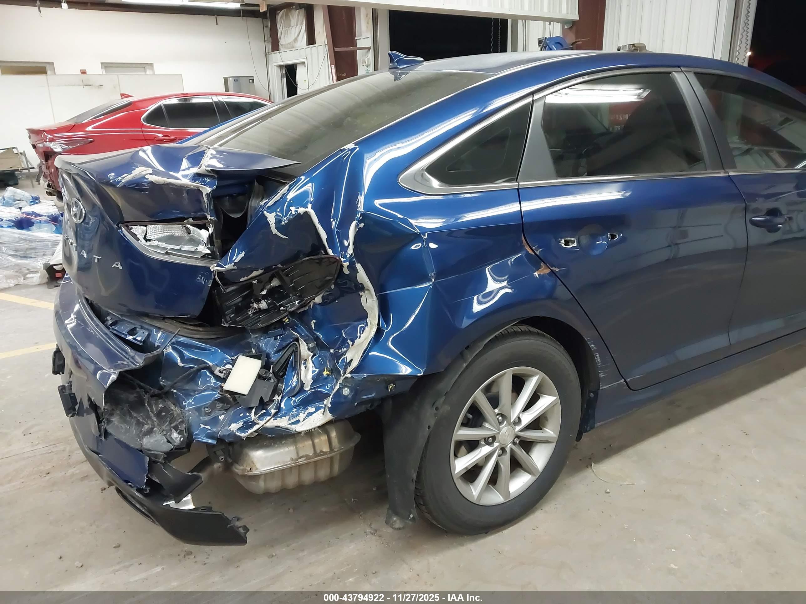 HYUNDAI SONATA image 6