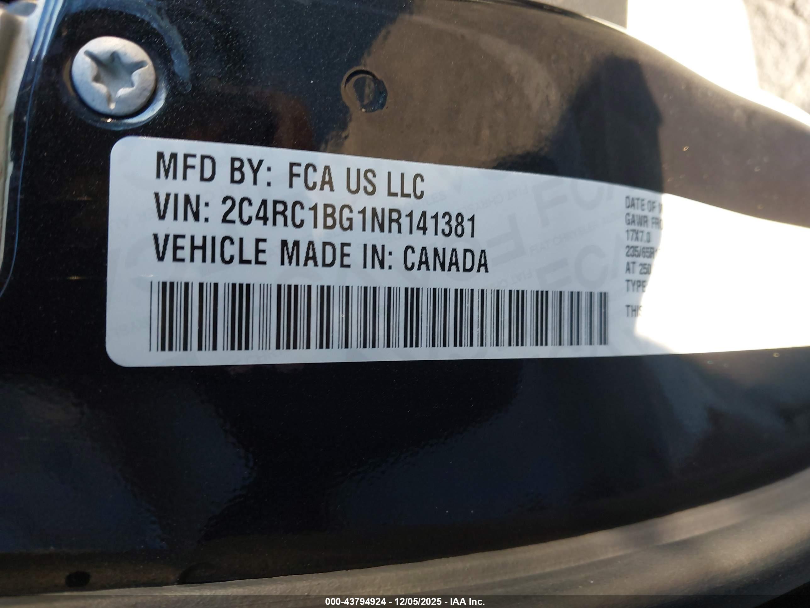 CHRYSLER PACIFICA image 9