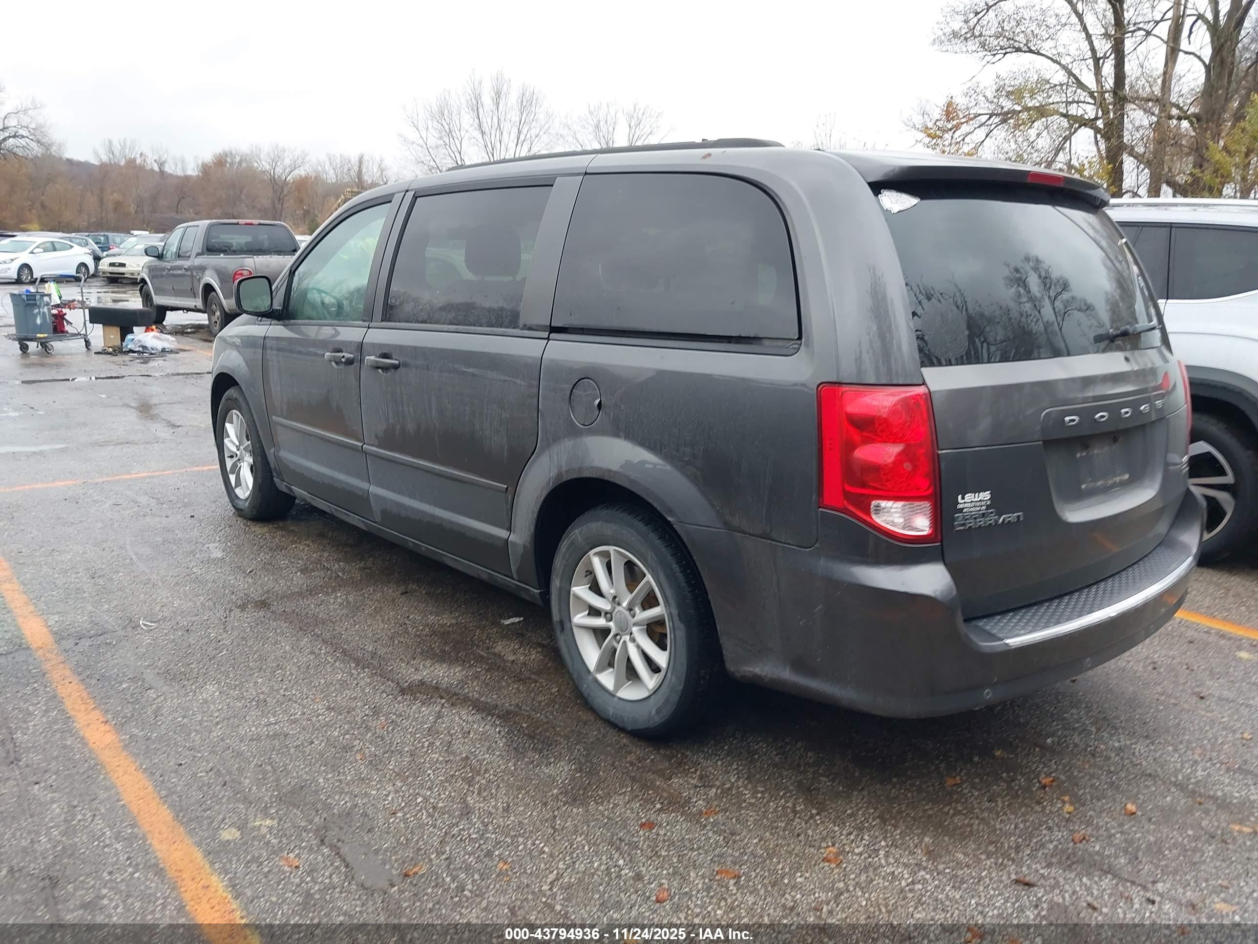 DODGE GRAND image 3