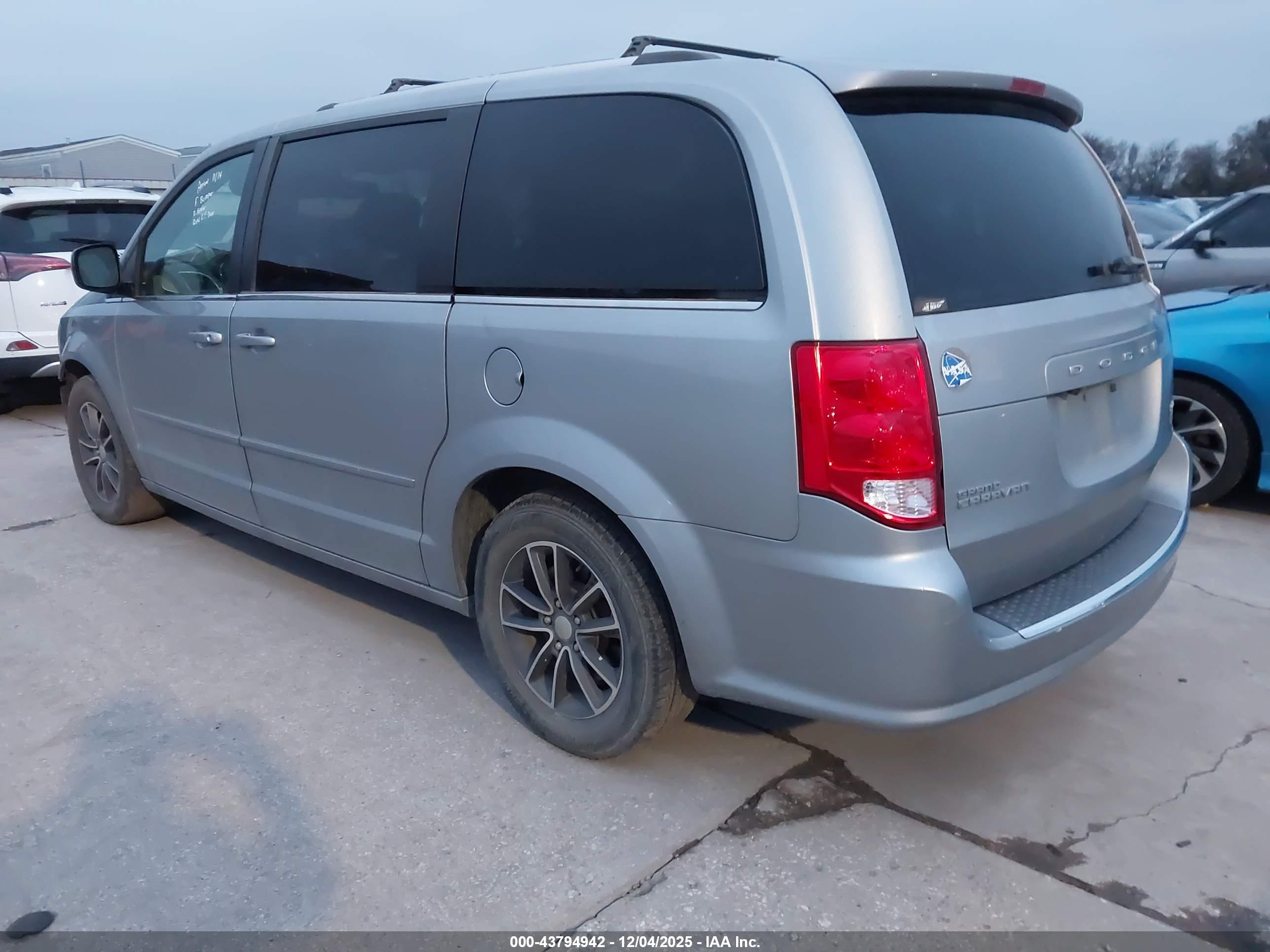 DODGE GRAND image 3