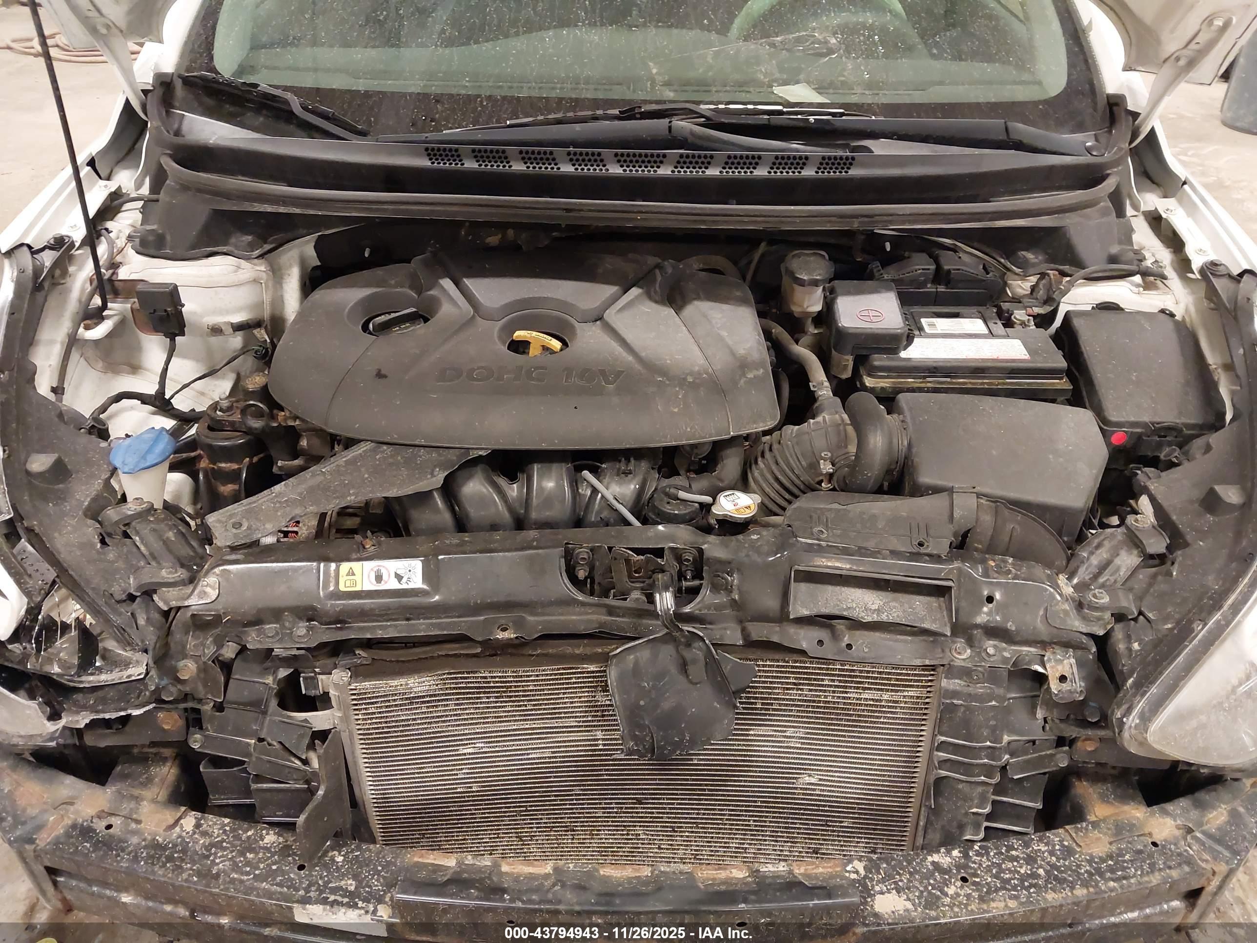HYUNDAI ELANTRA image 10