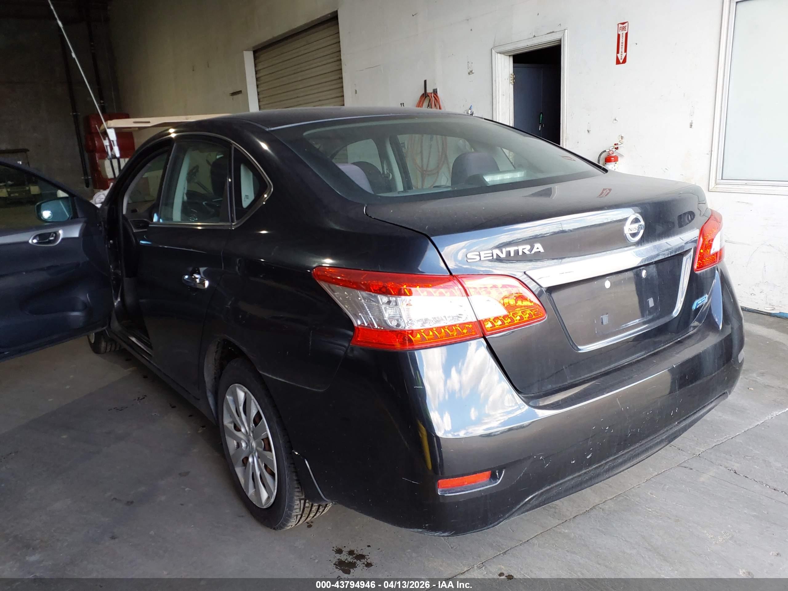 NISSAN SENTRA image 3