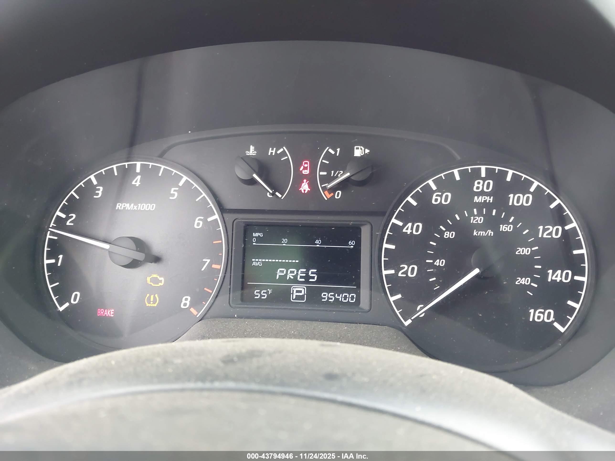 NISSAN SENTRA image 7