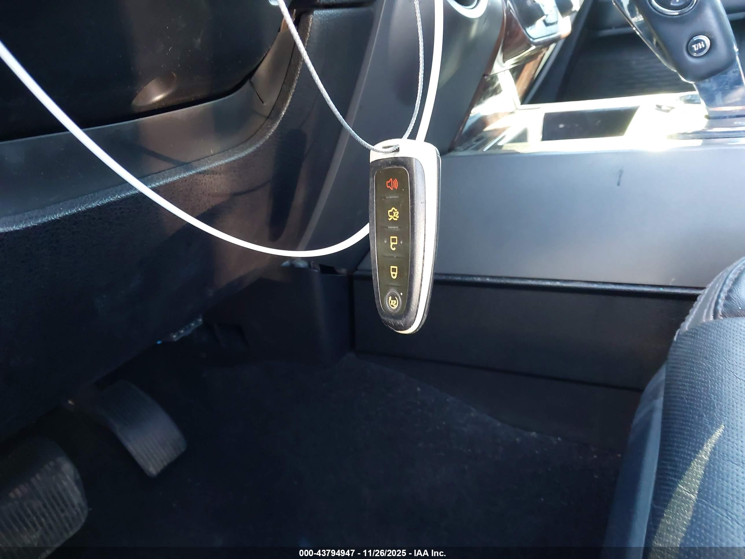 FORD EXPEDITION image 11