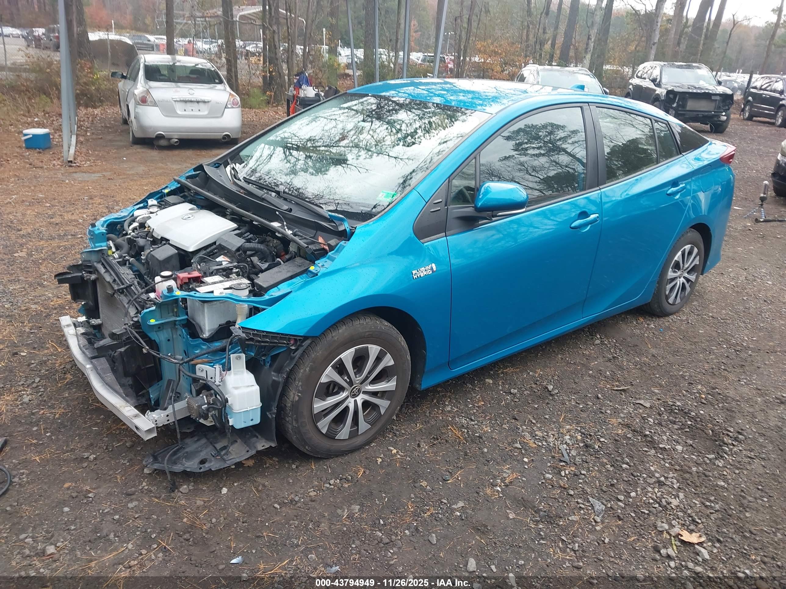 TOYOTA PRIUS image 2