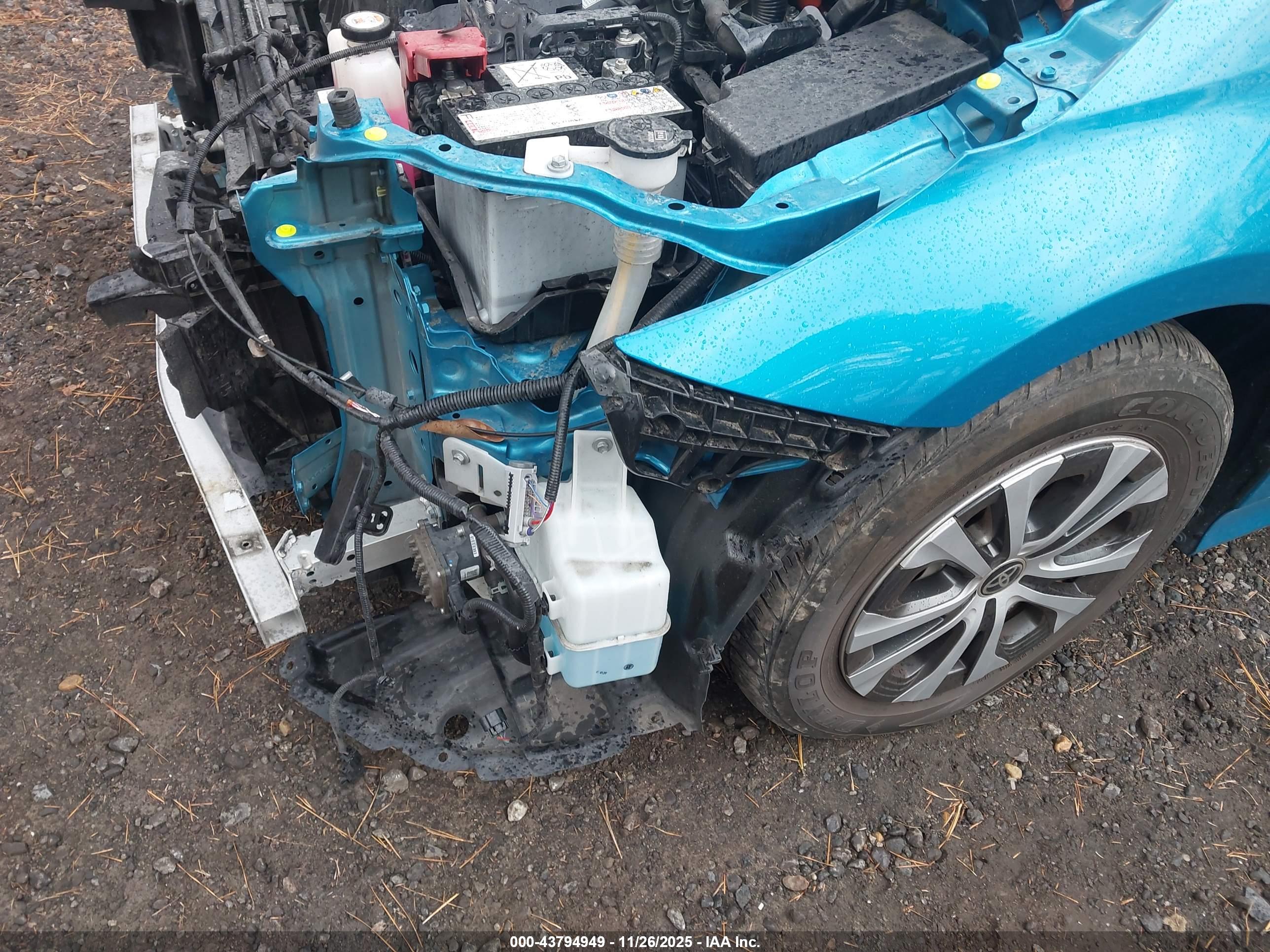 TOYOTA PRIUS image 6