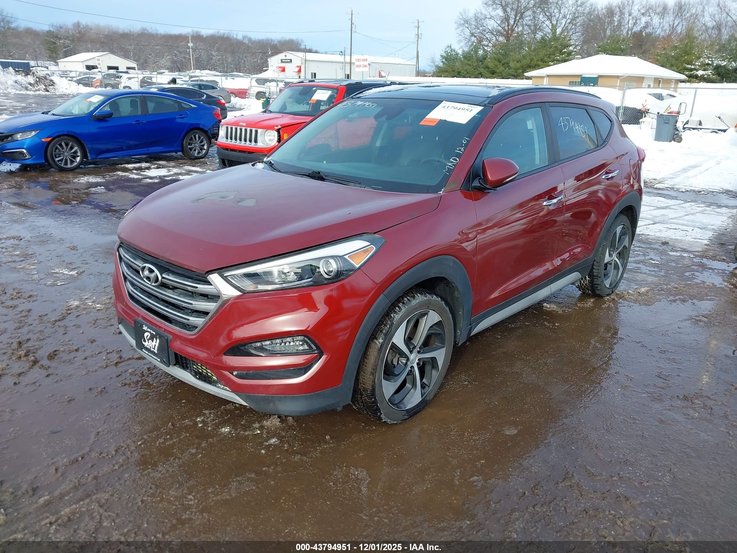 HYUNDAI TUCSON image 2