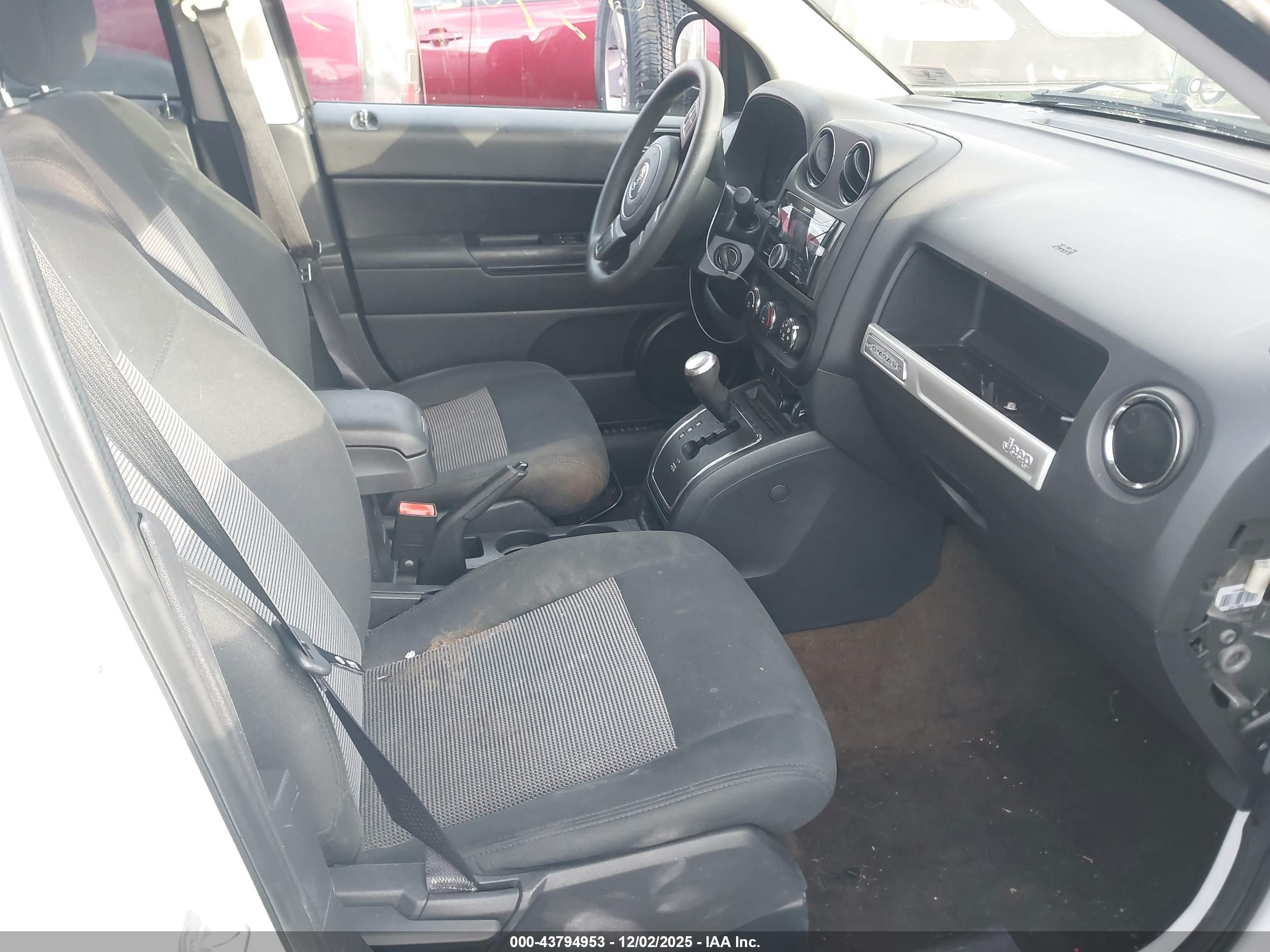 JEEP COMPASS image 5