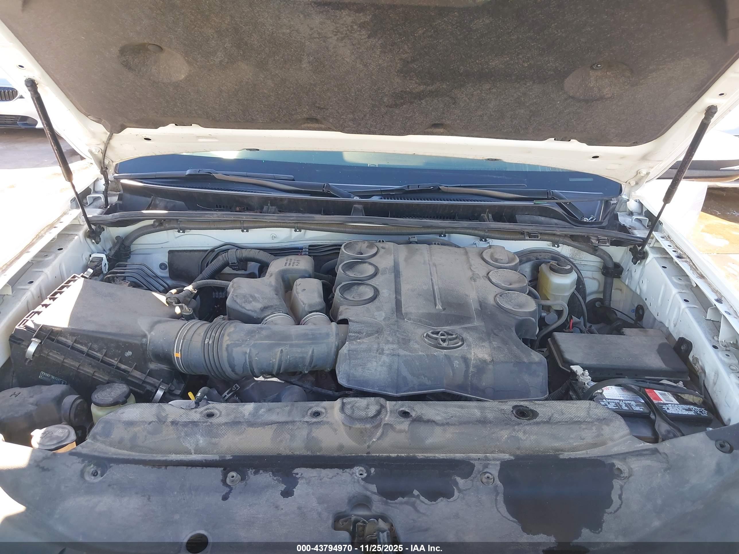 TOYOTA 4RUNNER image 10