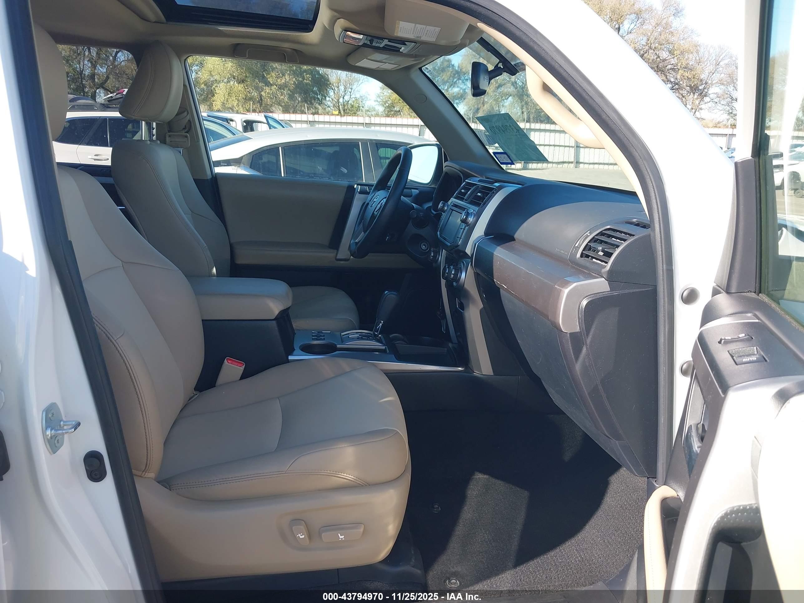 TOYOTA 4RUNNER image 5