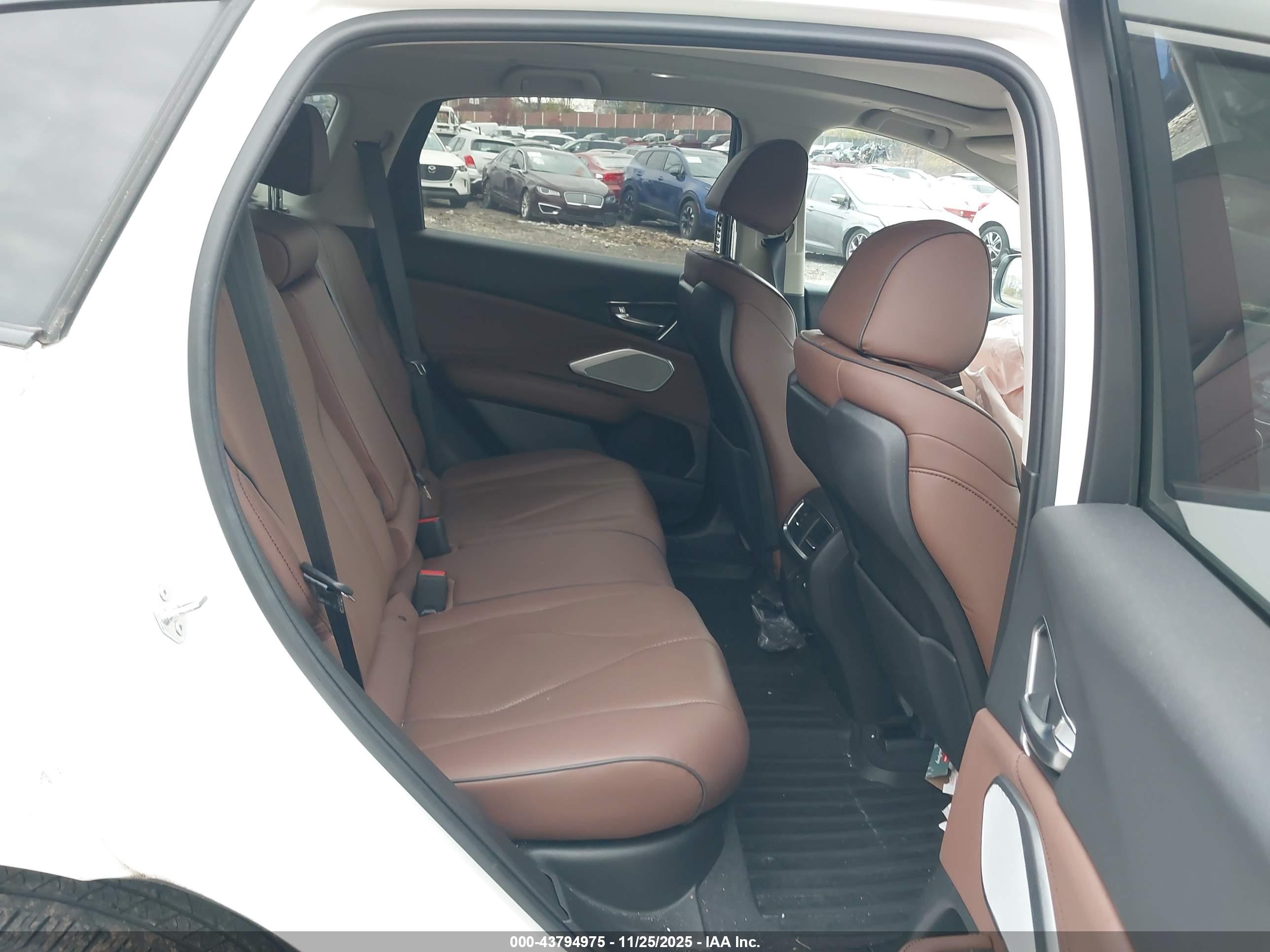 ACURA RDX image 8
