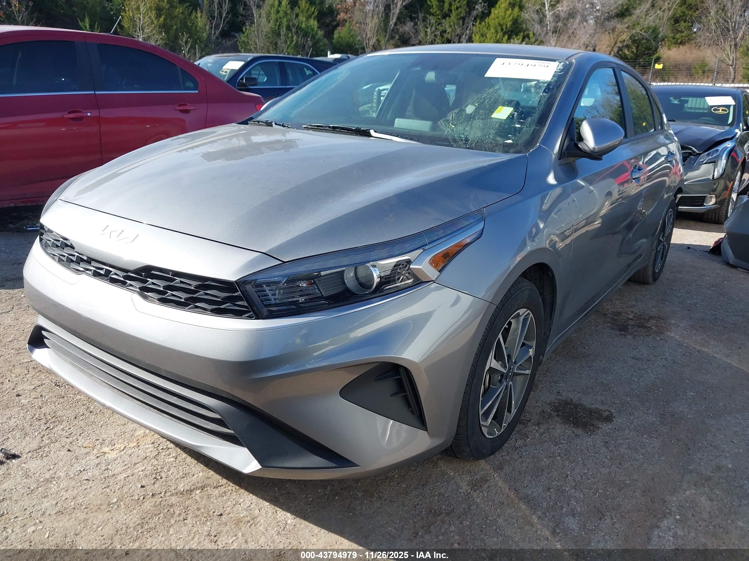 KIA FORTE image 2