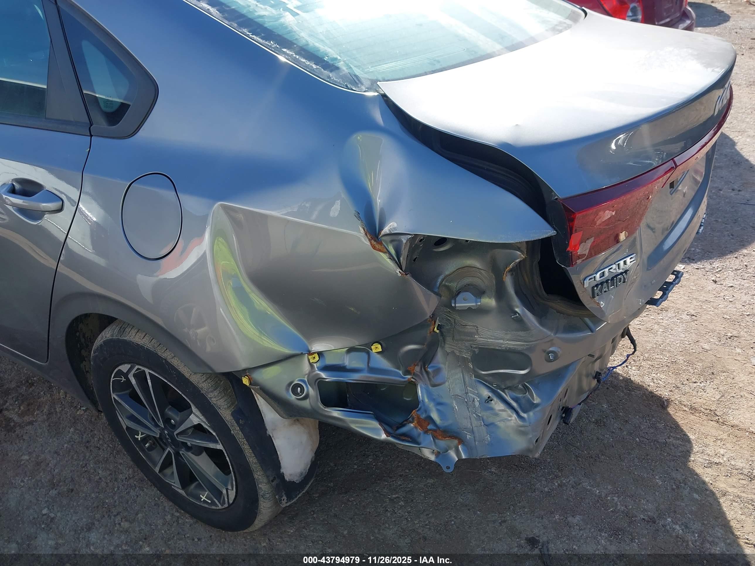 KIA FORTE image 6