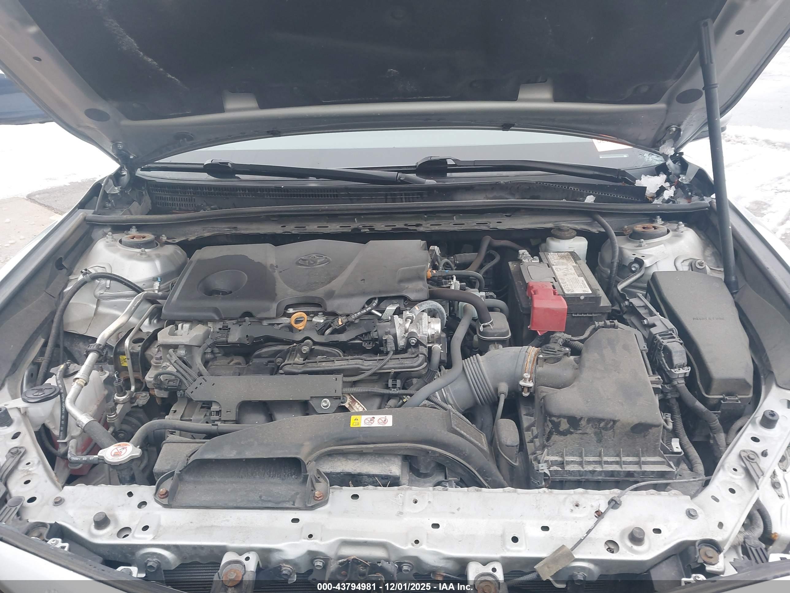 TOYOTA CAMRY image 10