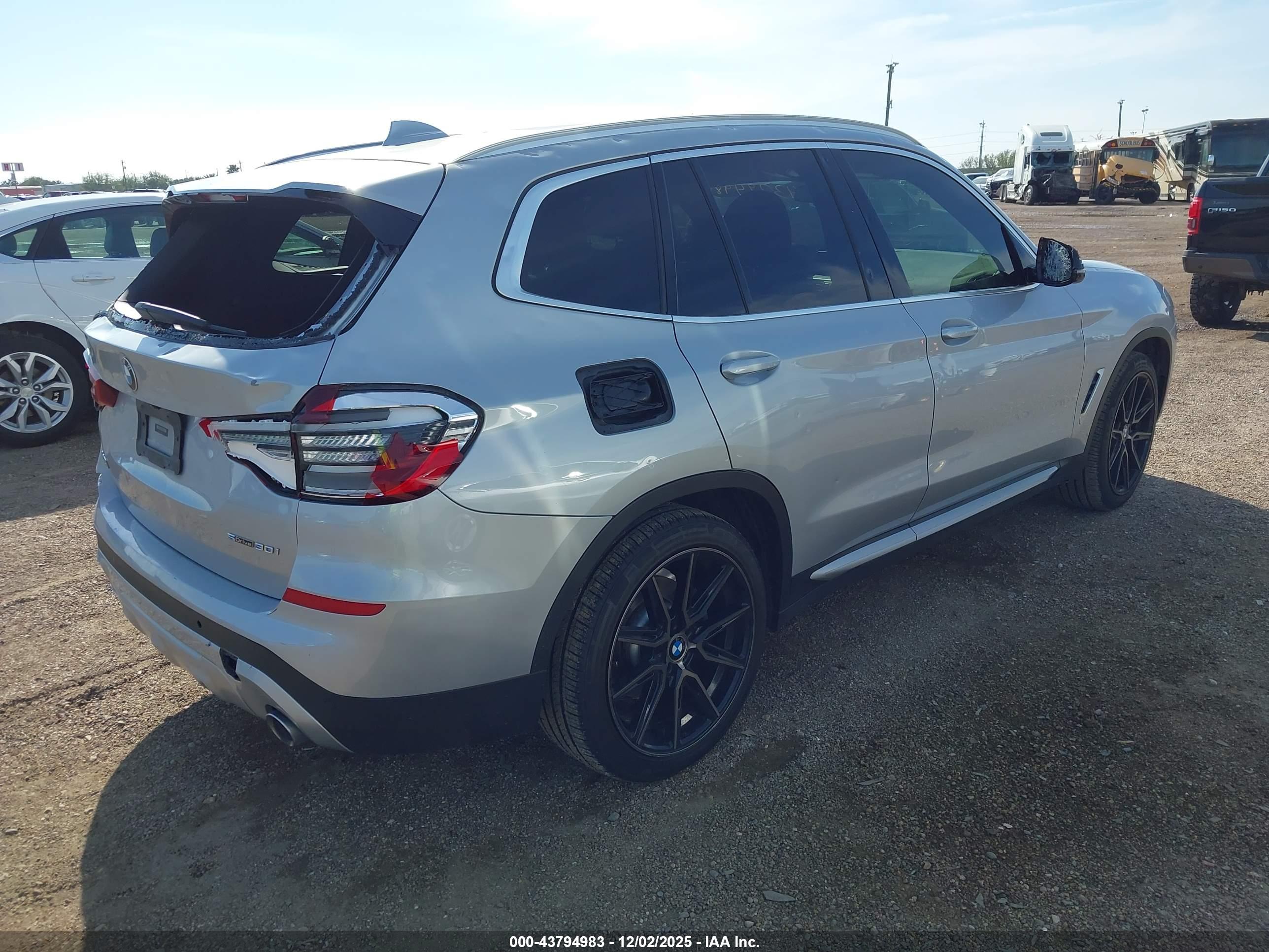 BMW X3 image 4