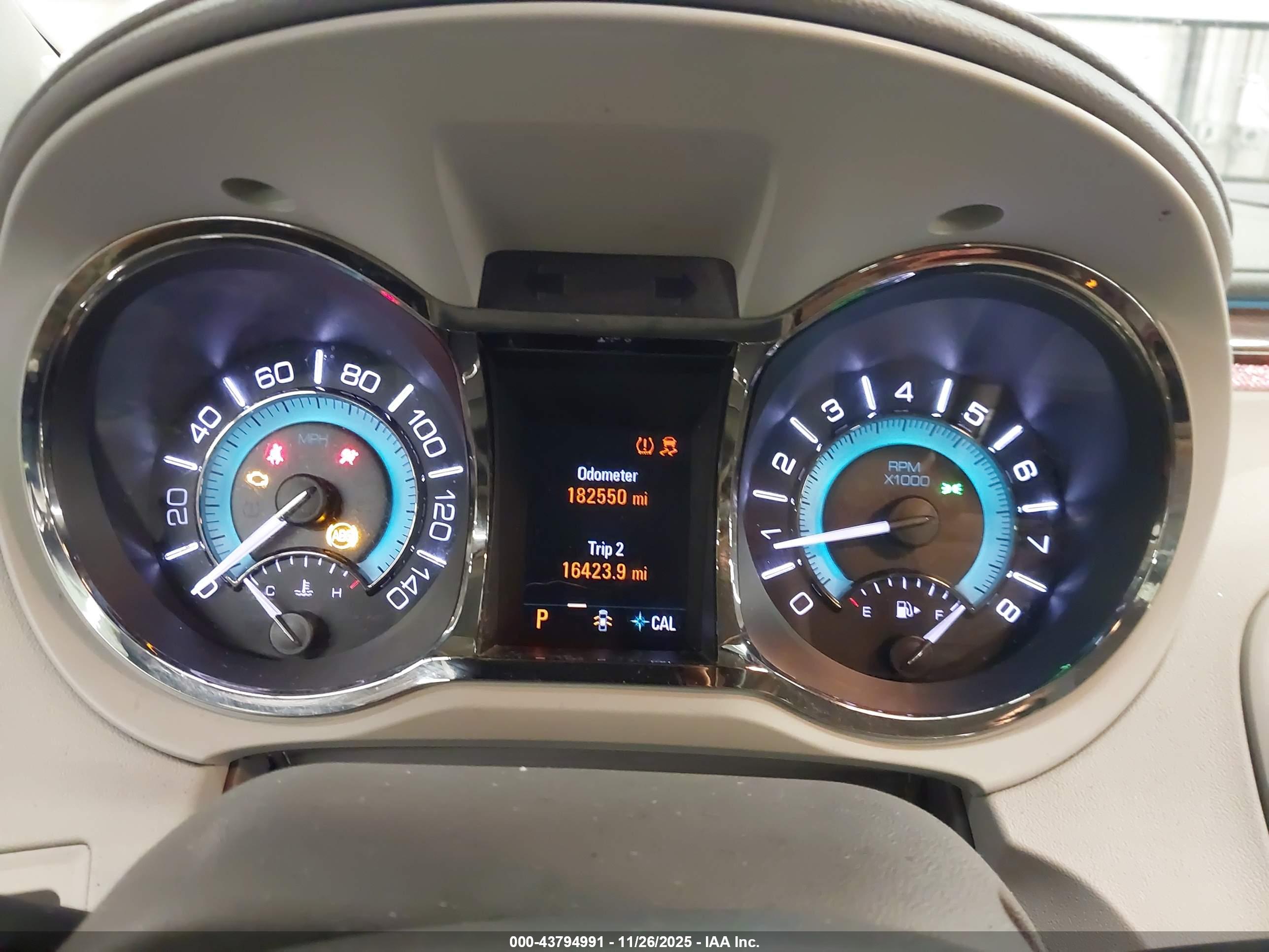 BUICK LACROSSE image 7