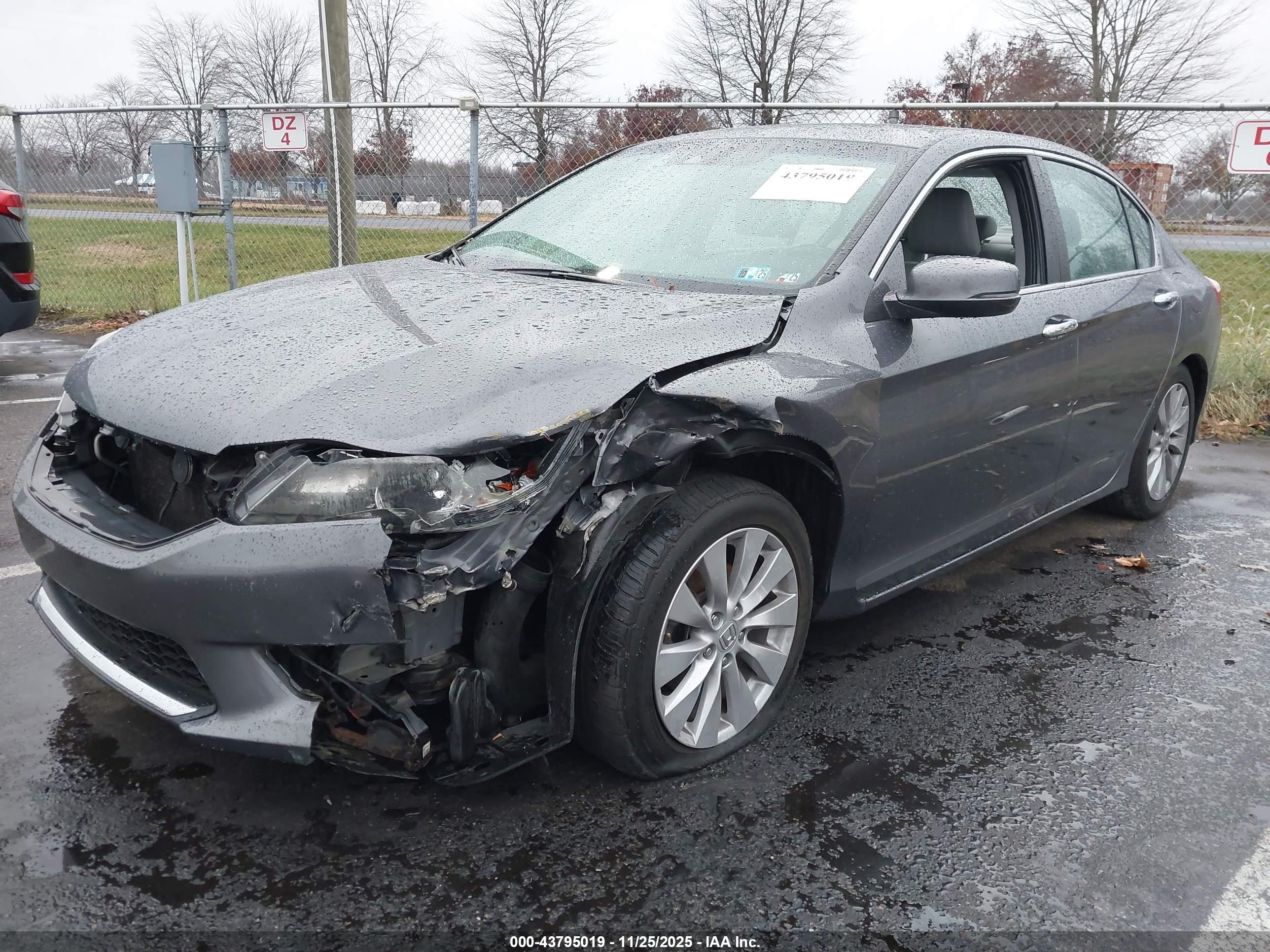 HONDA ACCORD image 2
