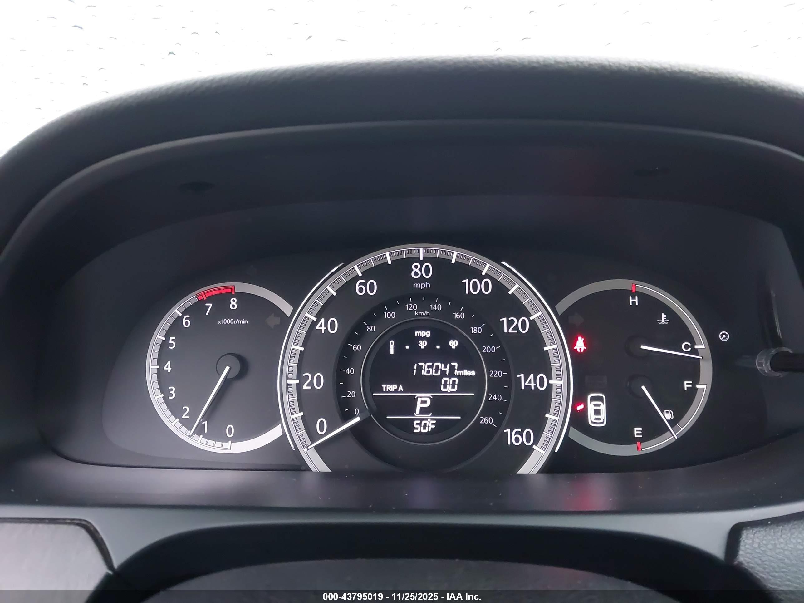 HONDA ACCORD image 7