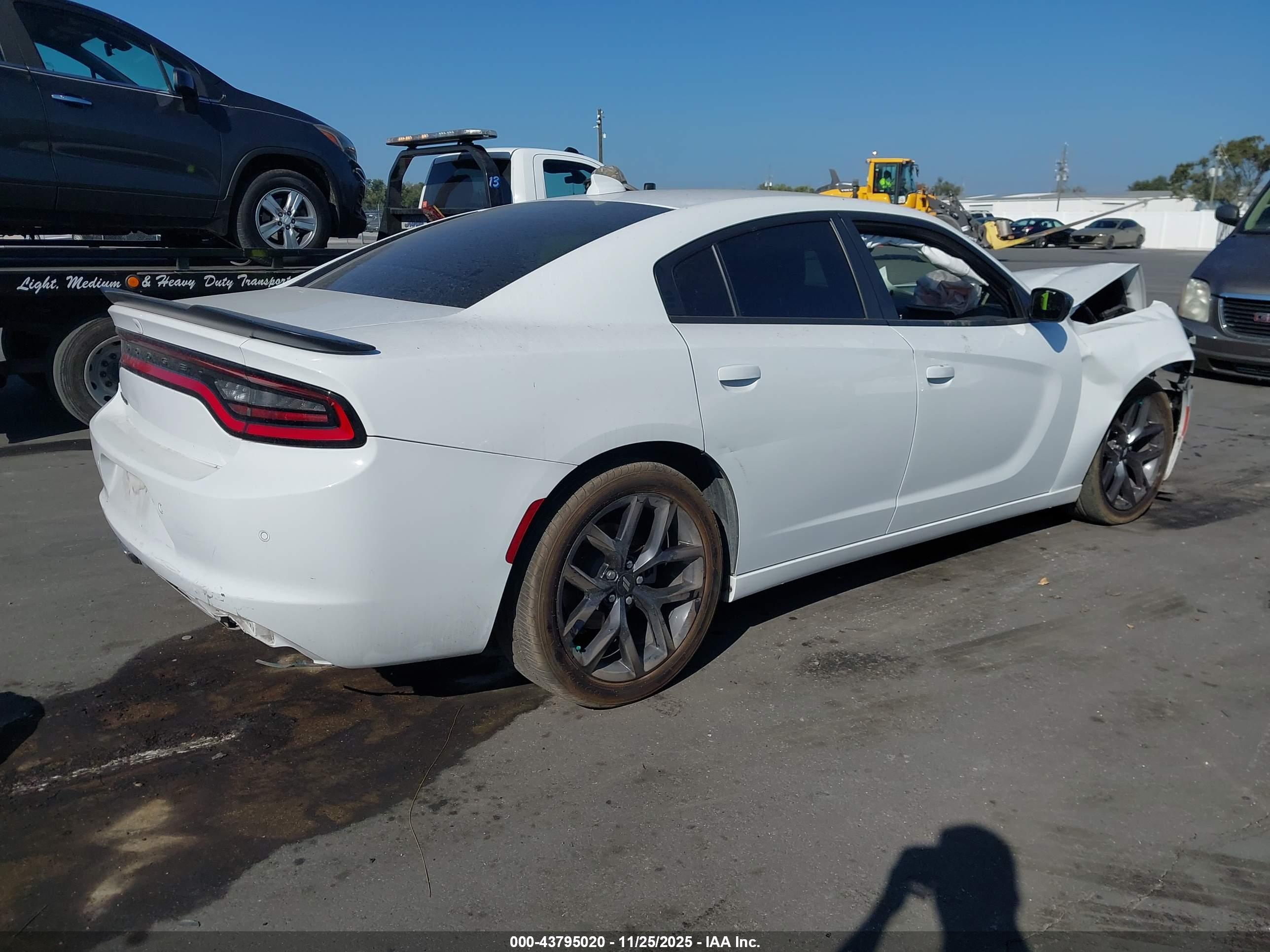 DODGE CHARGER image 4