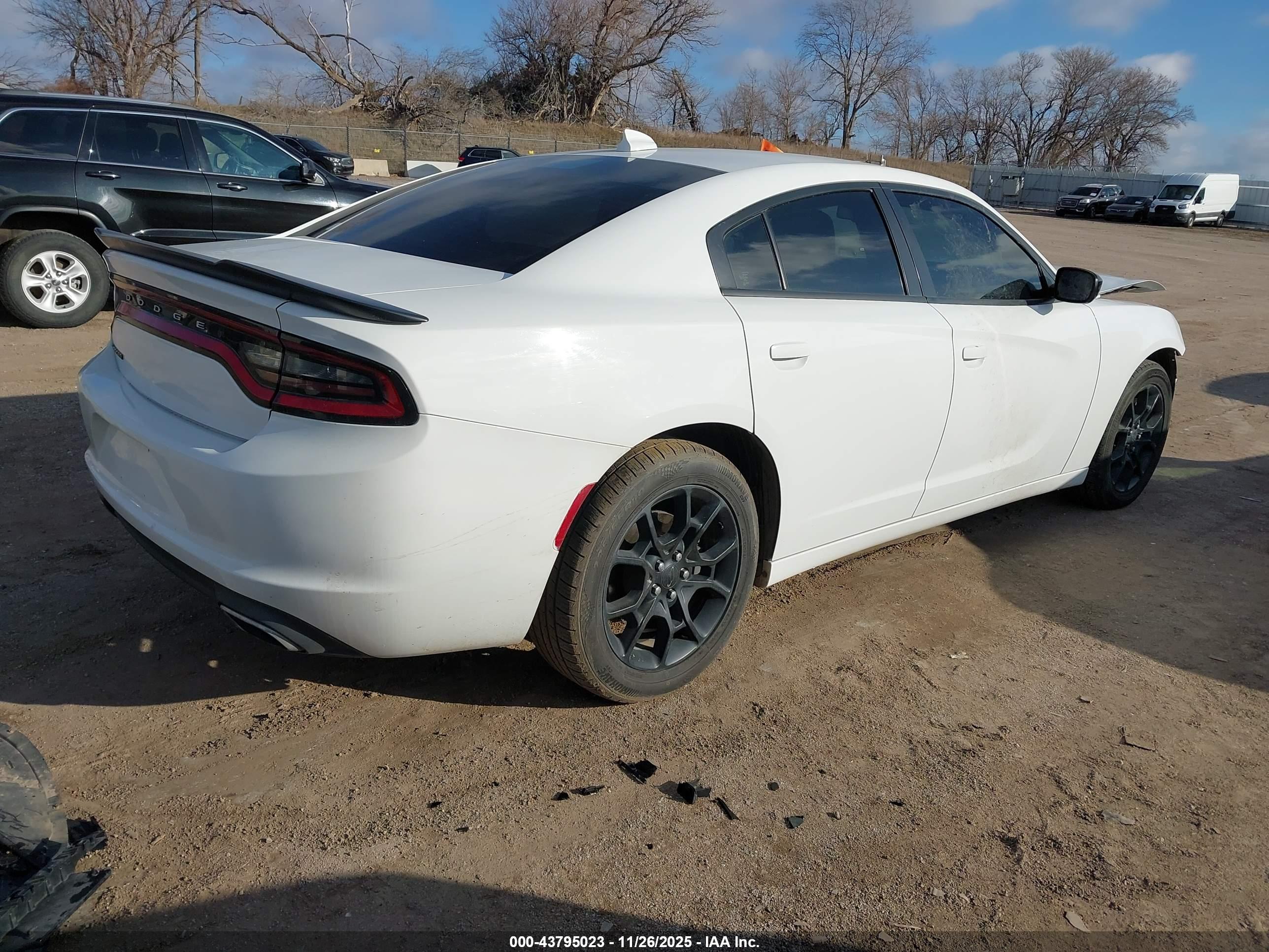 DODGE CHARGER image 4