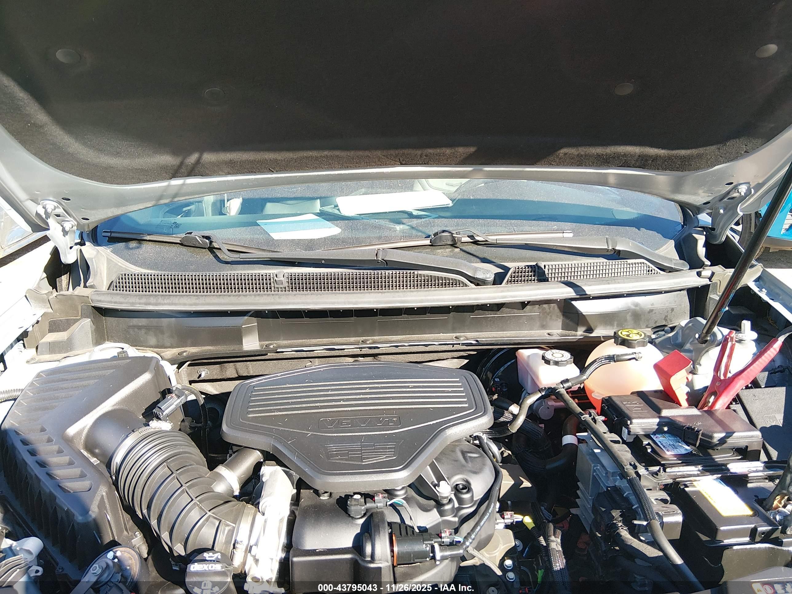 CADILLAC XT5 image 10