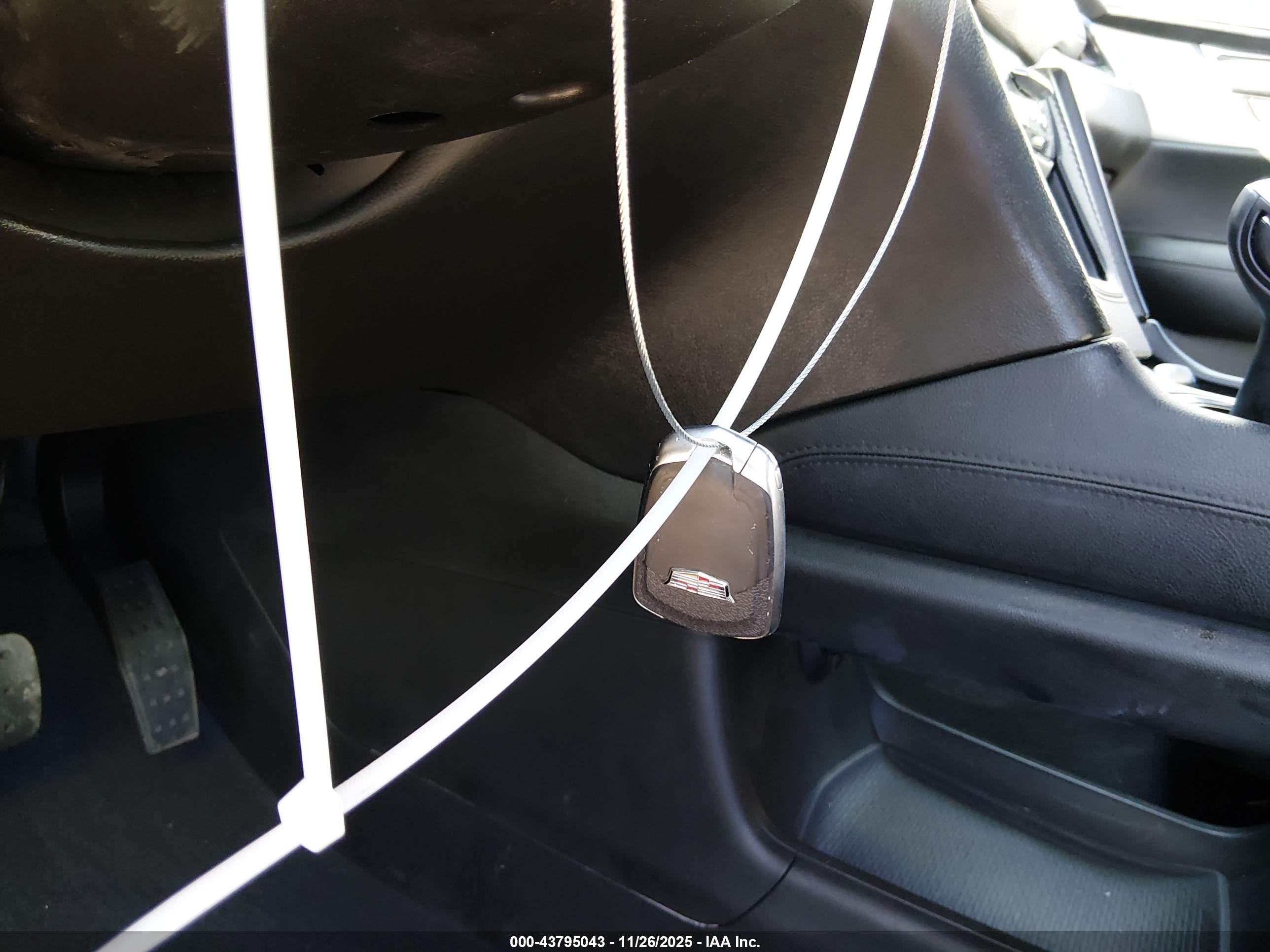 CADILLAC XT5 image 11