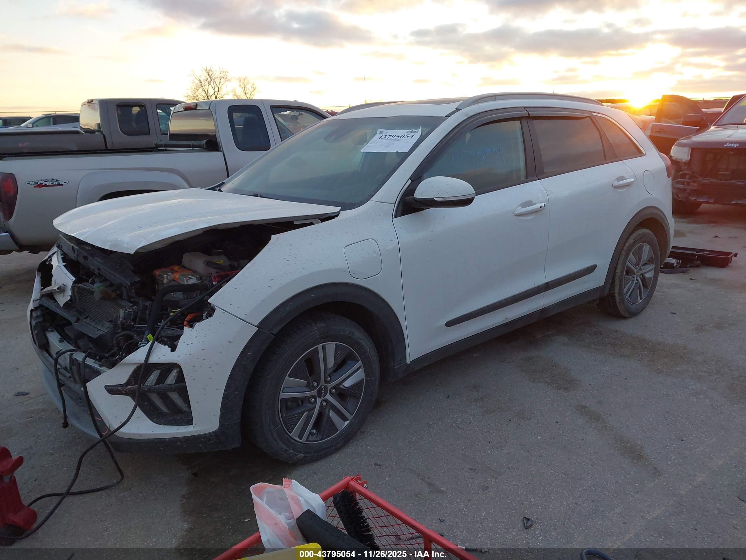 KIA NIRO image 2